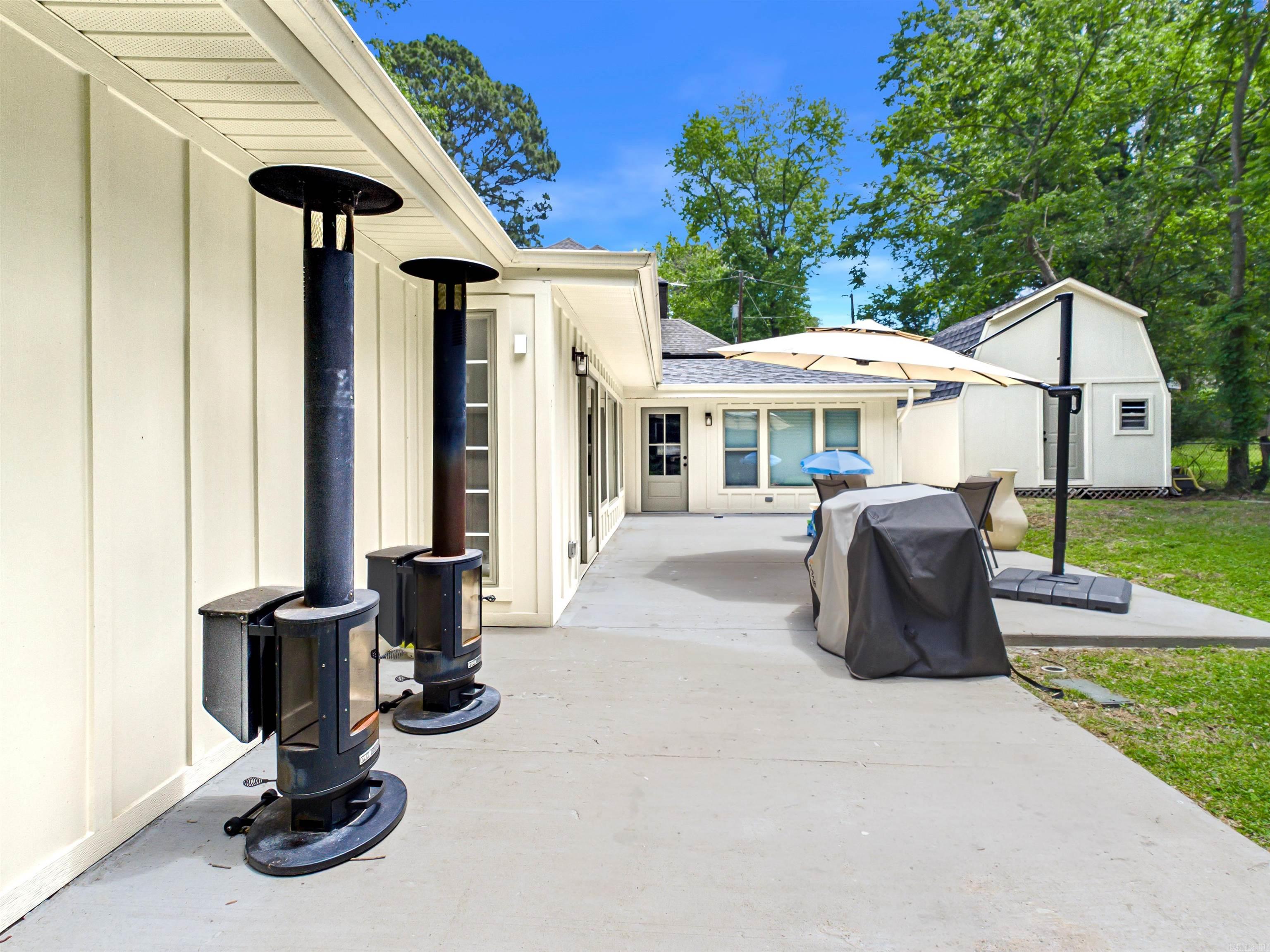 KINGWOOD PLACE - Residential