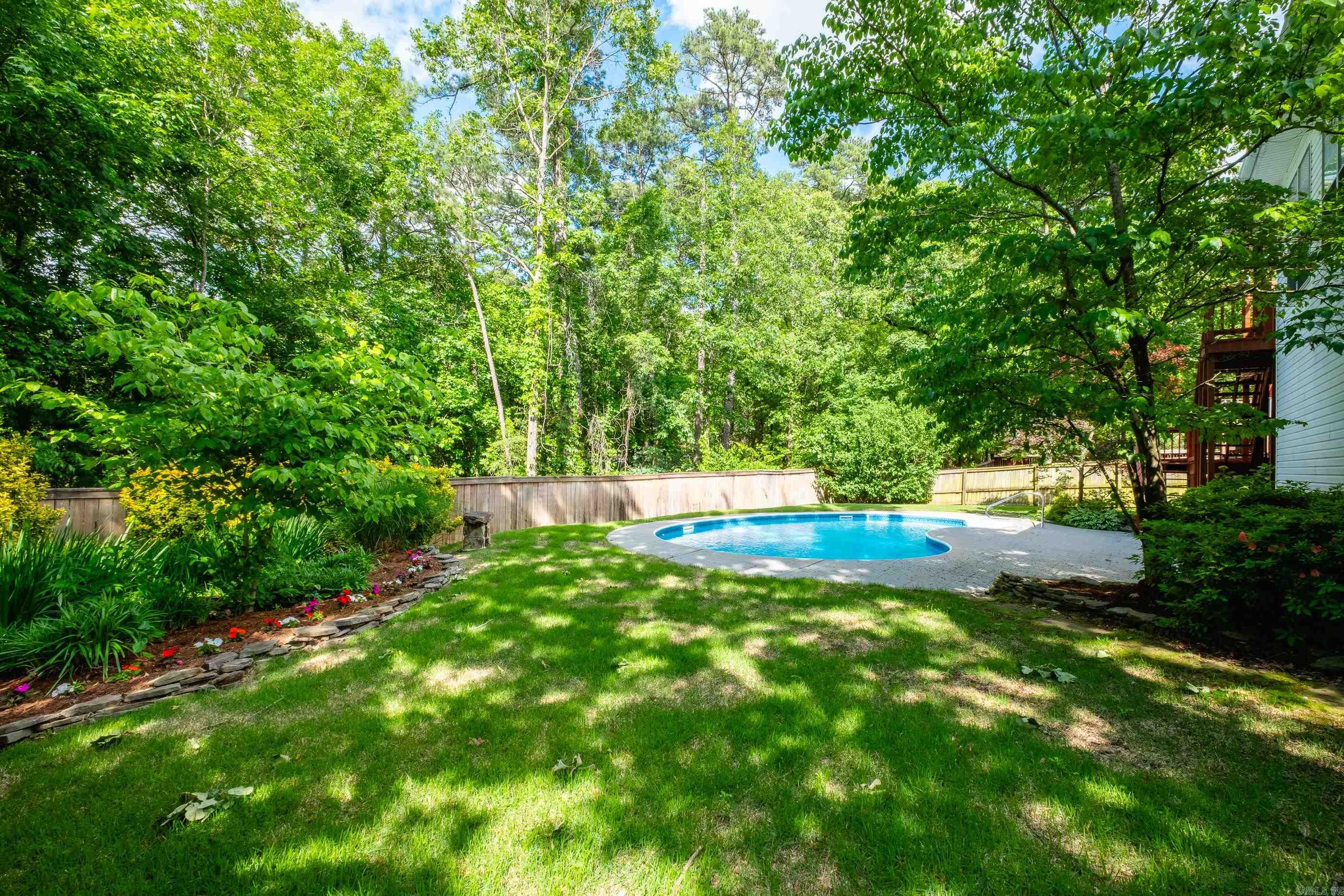 CHENAL VALLEY DUQUESNE COMMUNITY - Residential