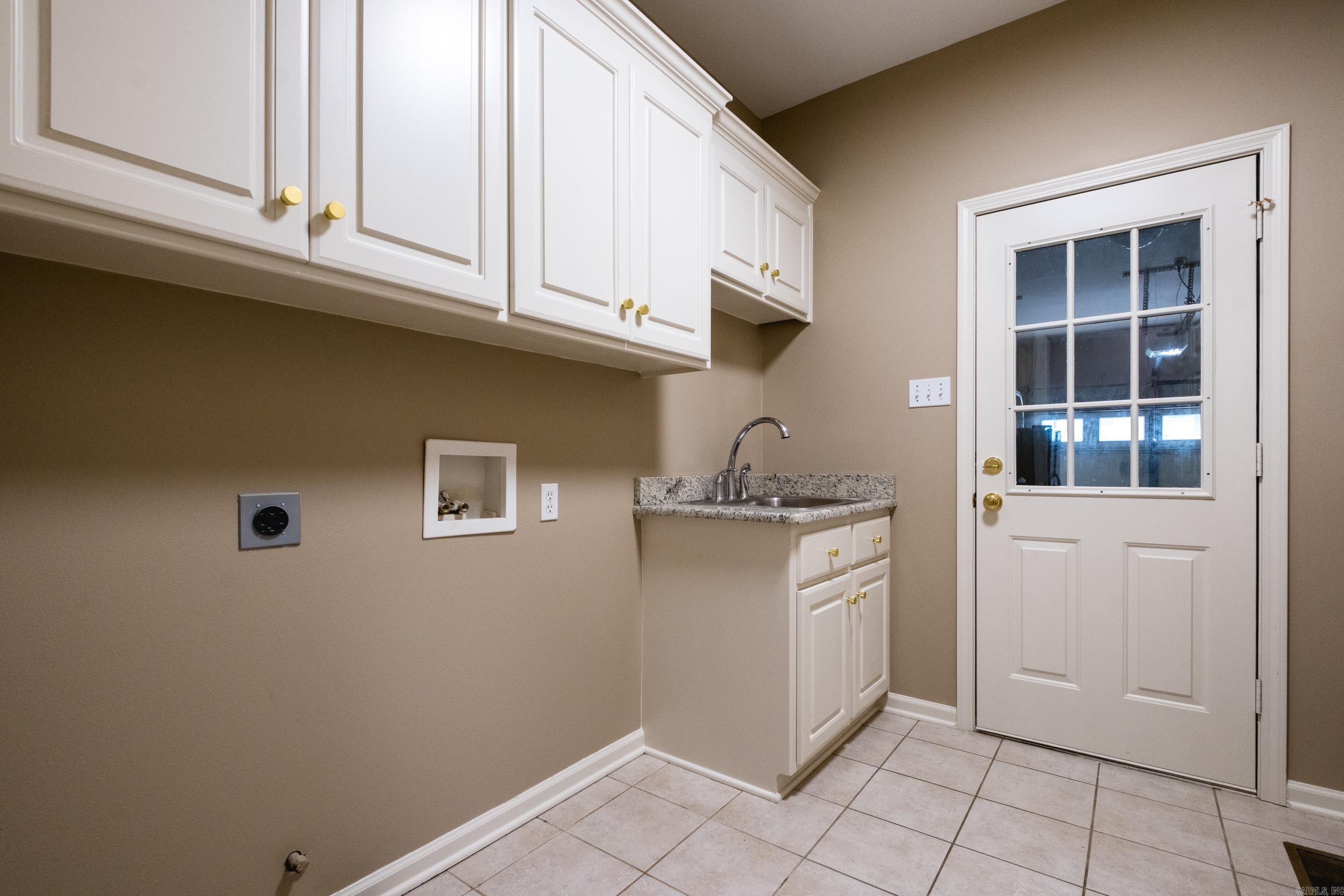 CHENAL VALLEY DUQUESNE COMMUNITY - Residential