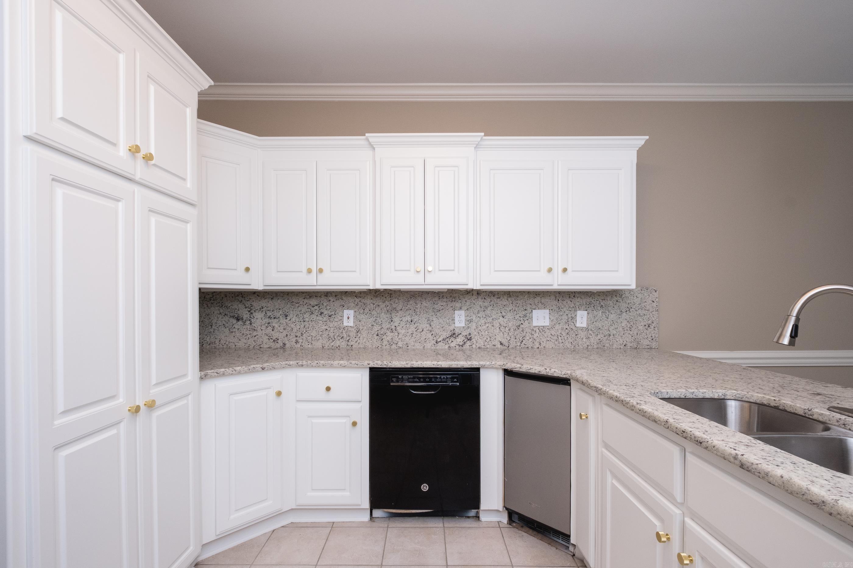 CHENAL VALLEY DUQUESNE COMMUNITY - Residential