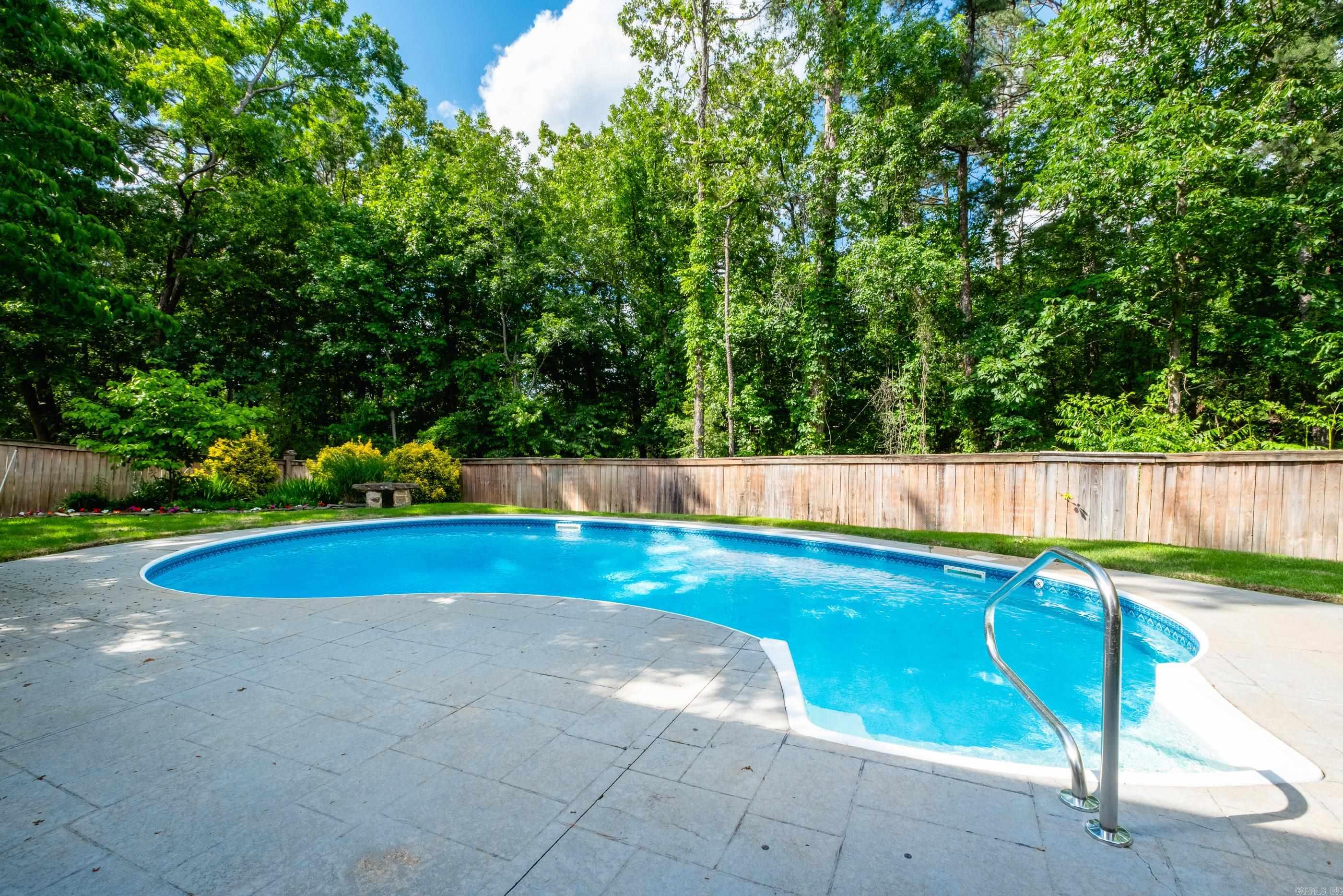 CHENAL VALLEY DUQUESNE COMMUNITY - Residential