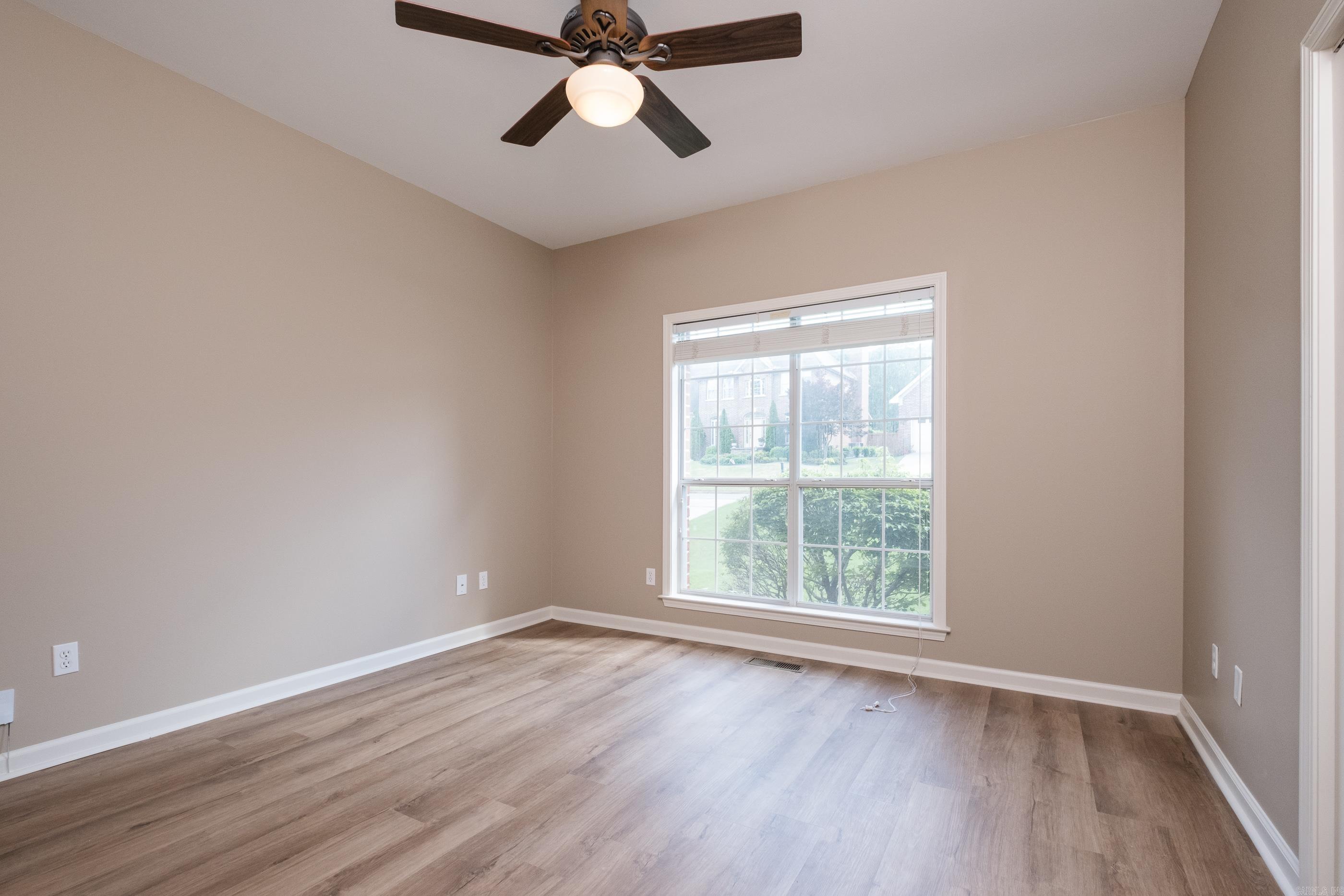 CHENAL VALLEY DUQUESNE COMMUNITY - Residential