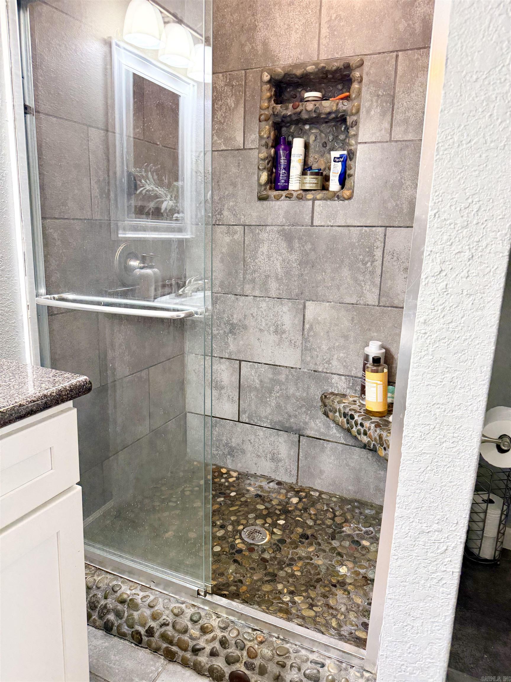 VILLA RIDGE EST - Residential