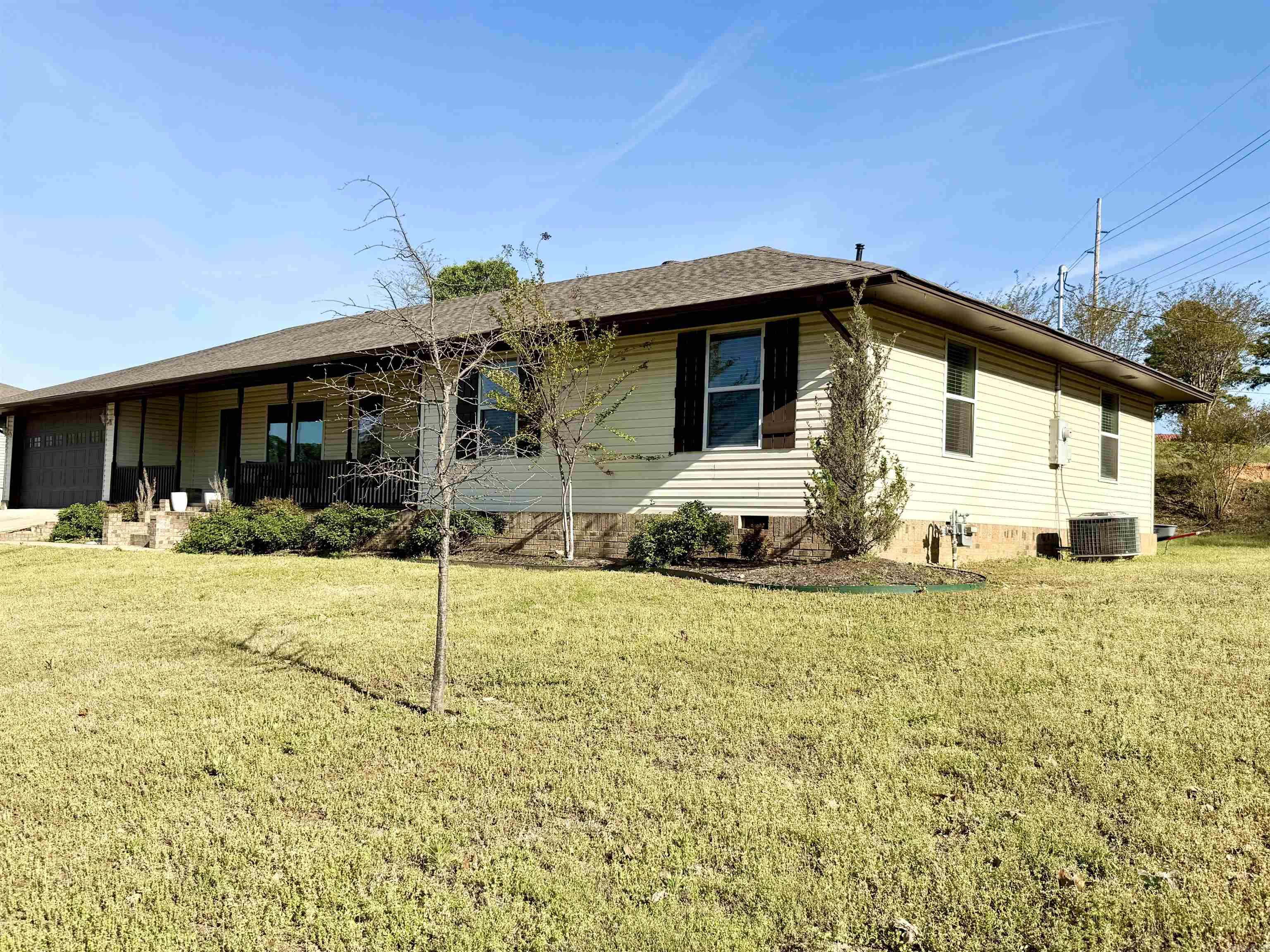 VILLA RIDGE EST - Residential