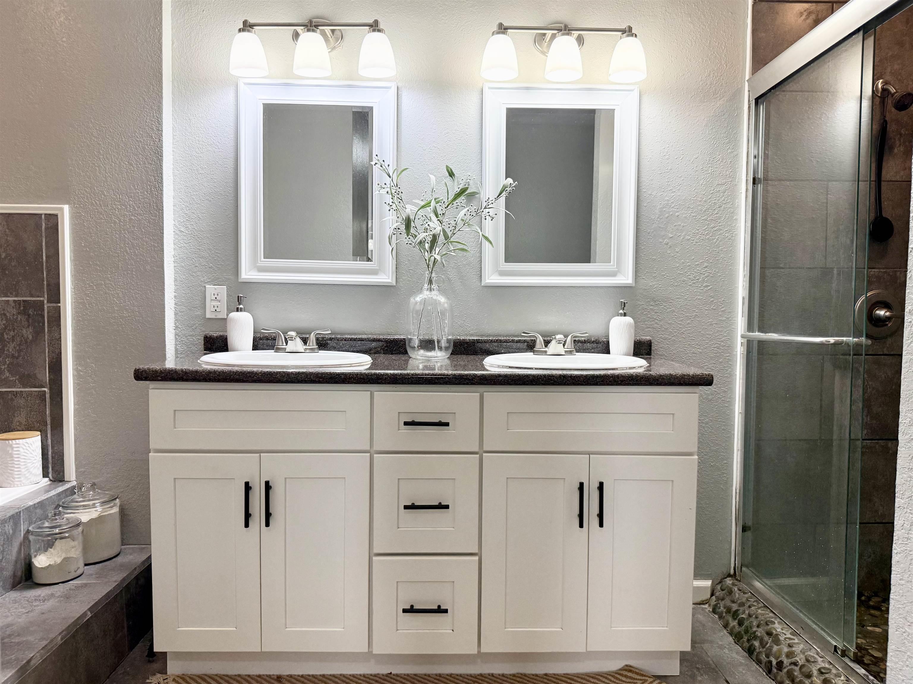 VILLA RIDGE EST - Residential