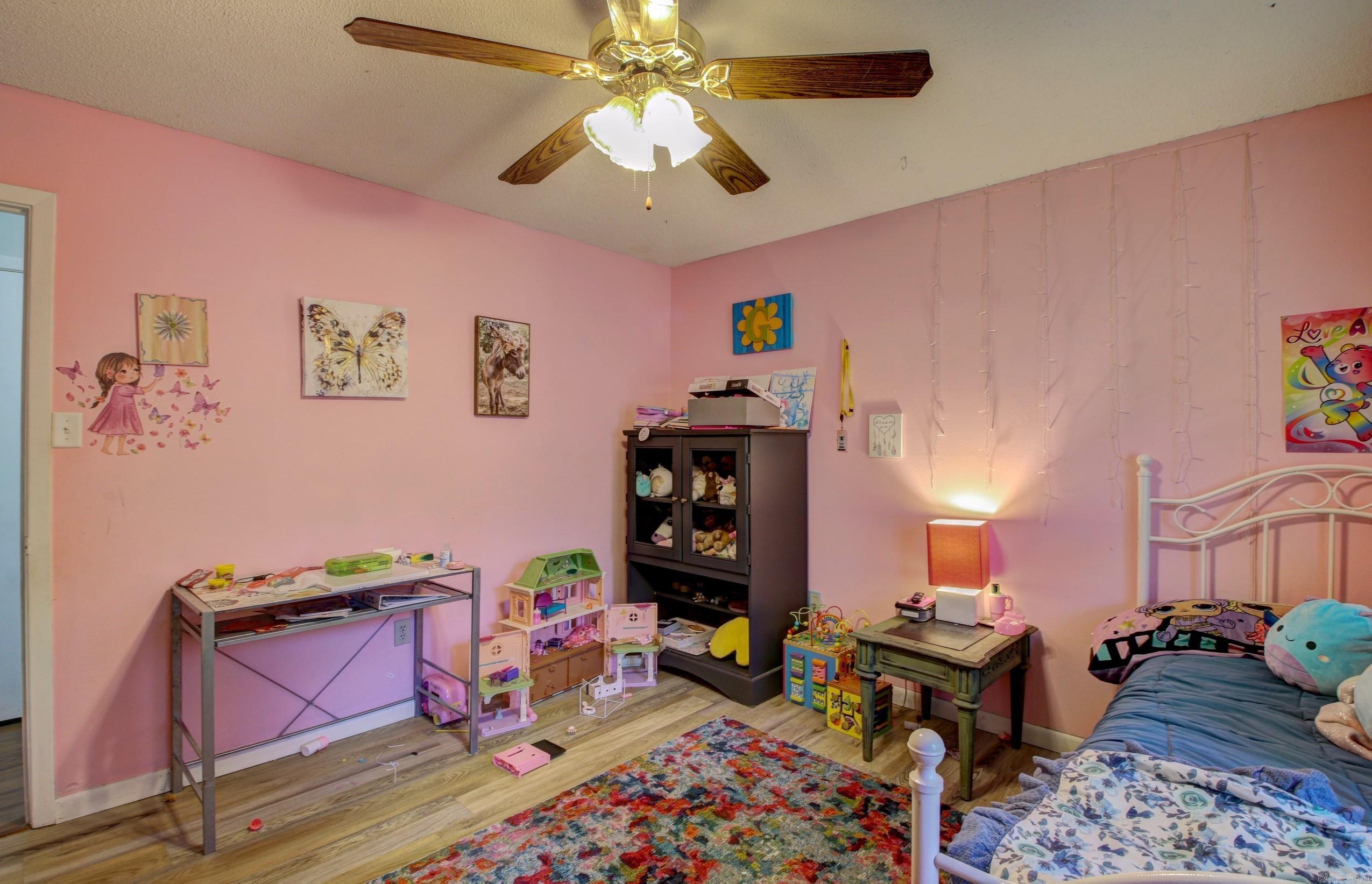 Cloverdale - Residential