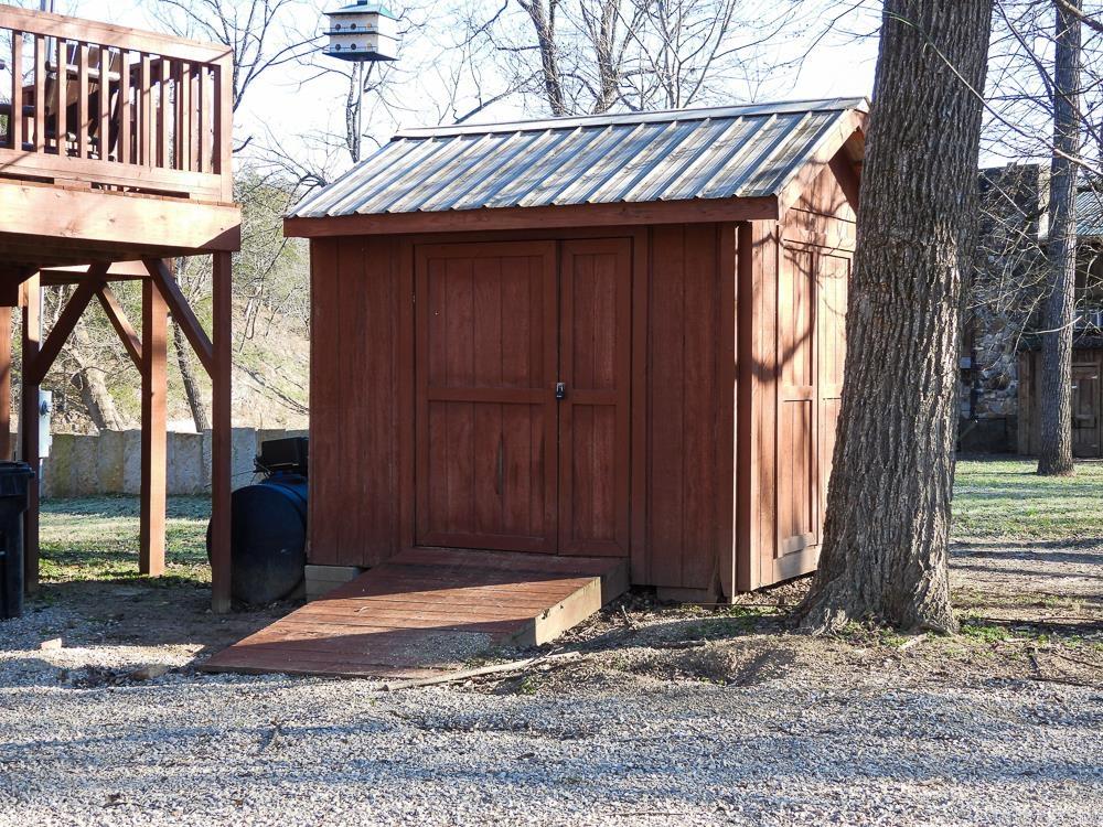 JOHNSON S R FARM - Residential