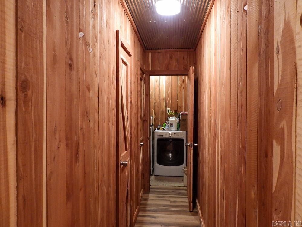 JOHNSON S R FARM - Residential