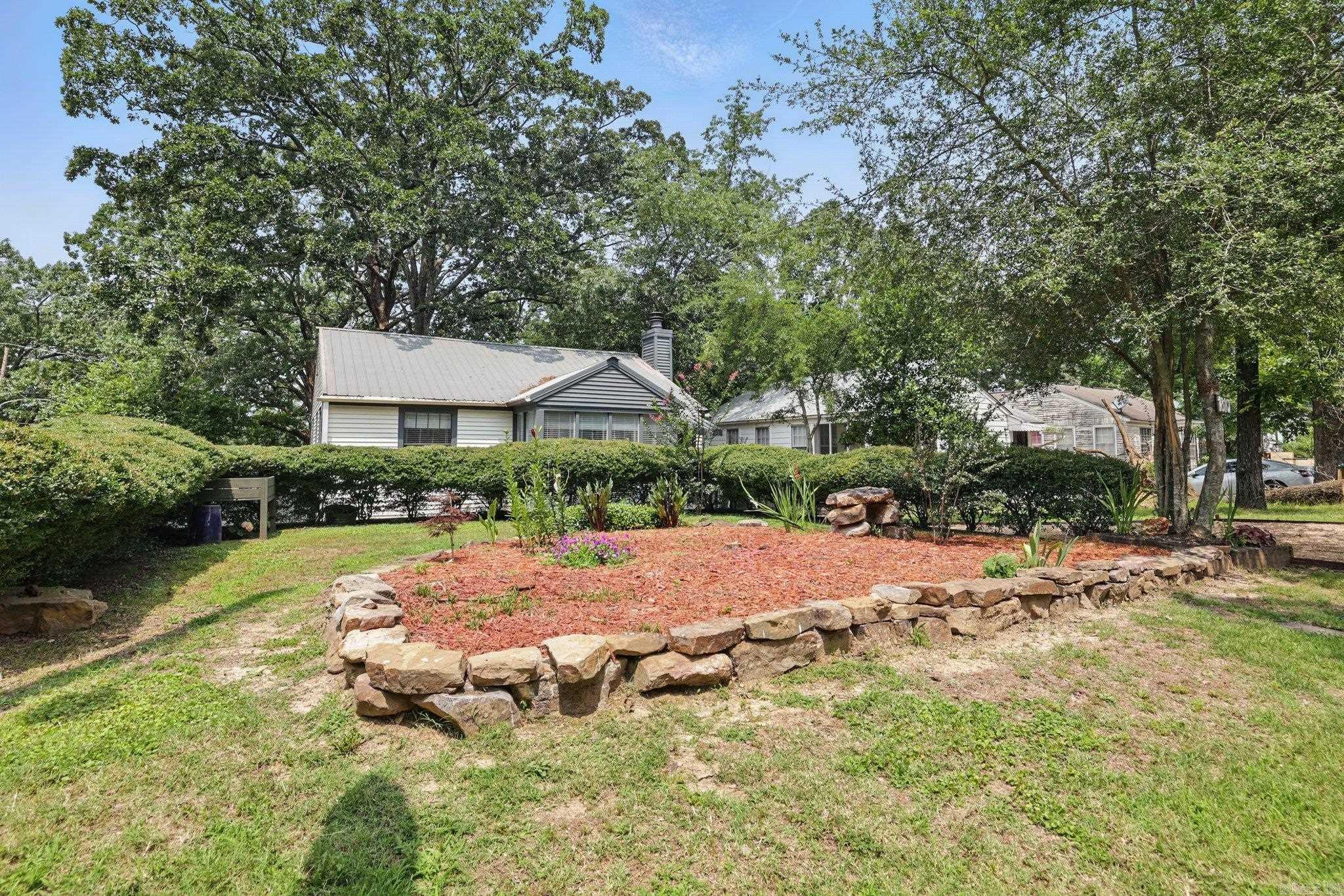 CHERRY & COX - Residential