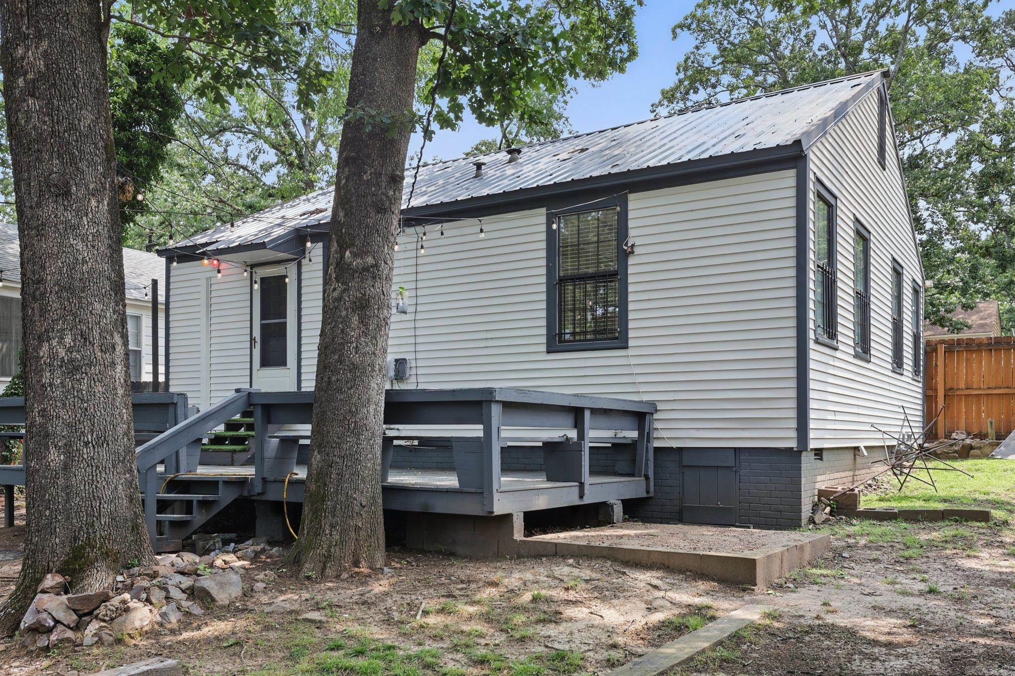 CHERRY & COX - Residential