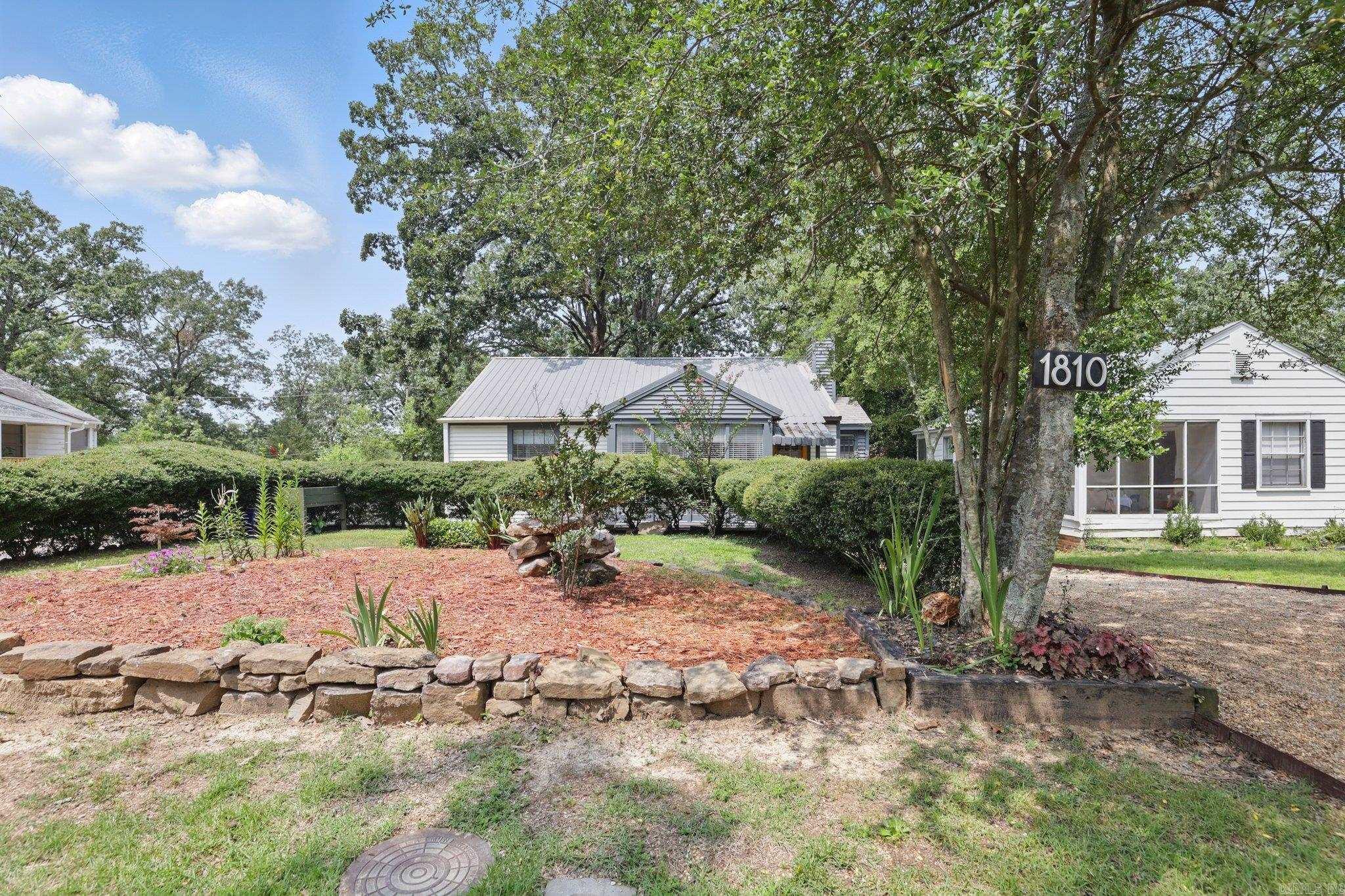 CHERRY & COX - Residential