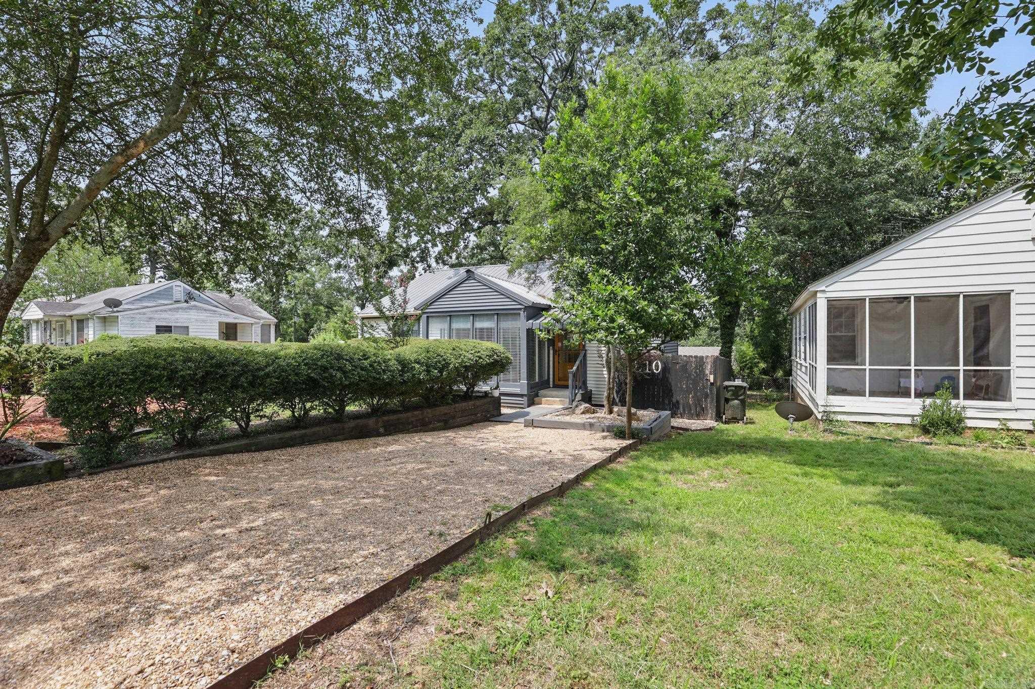 CHERRY & COX - Residential