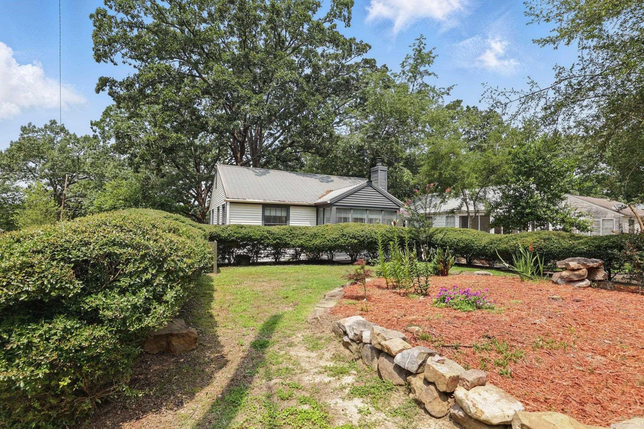 CHERRY & COX - Residential