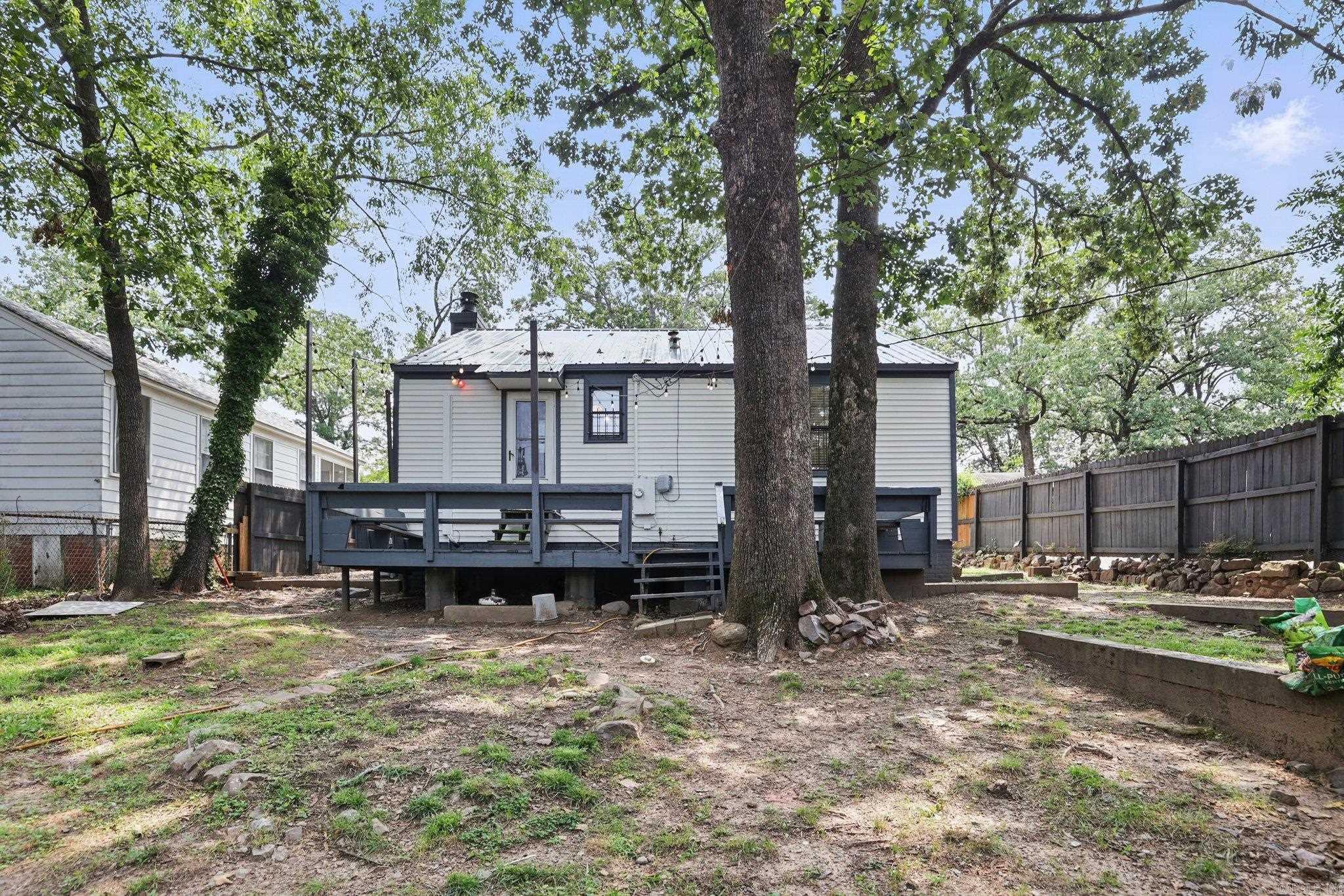 CHERRY & COX - Residential