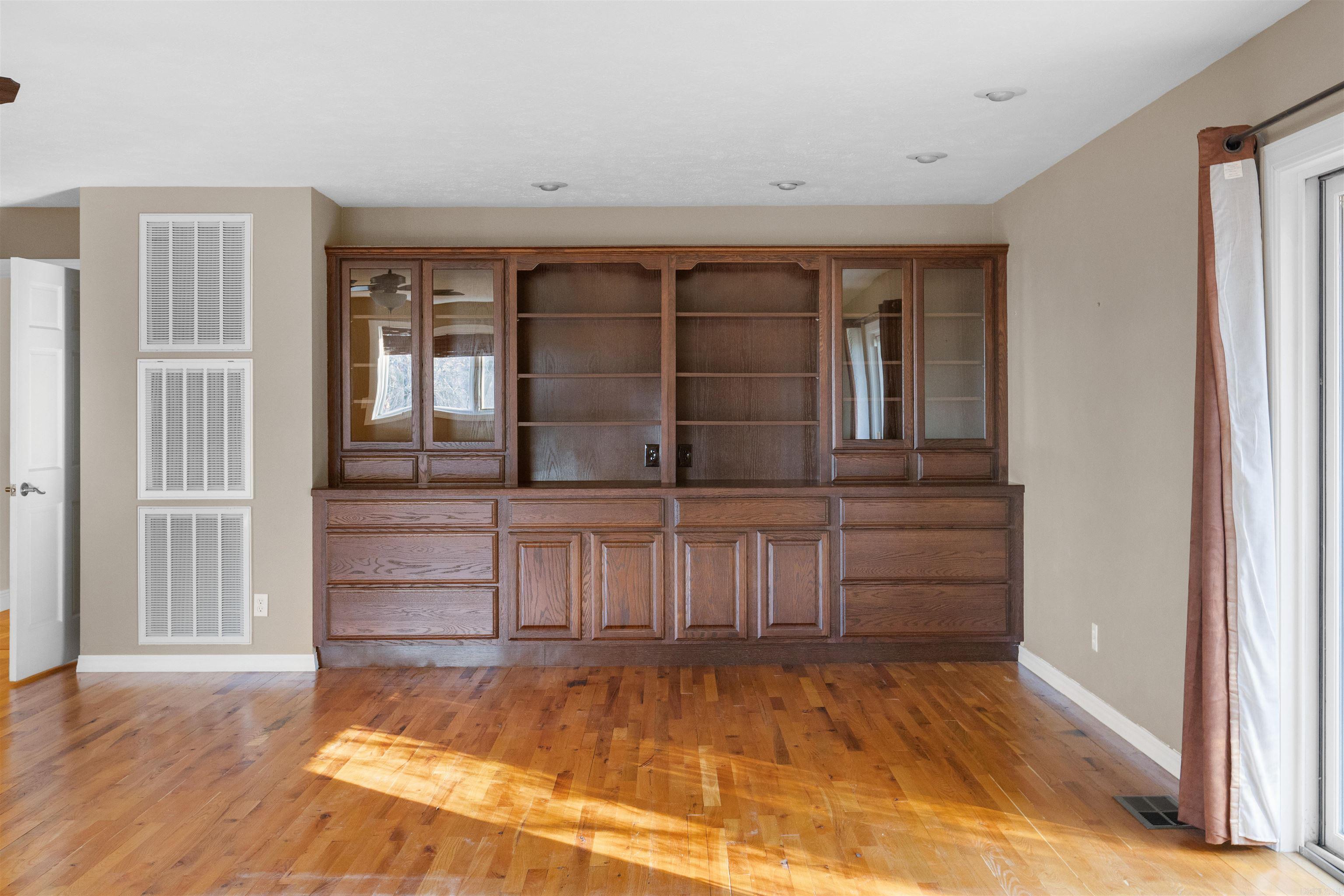 Norfork - Residential