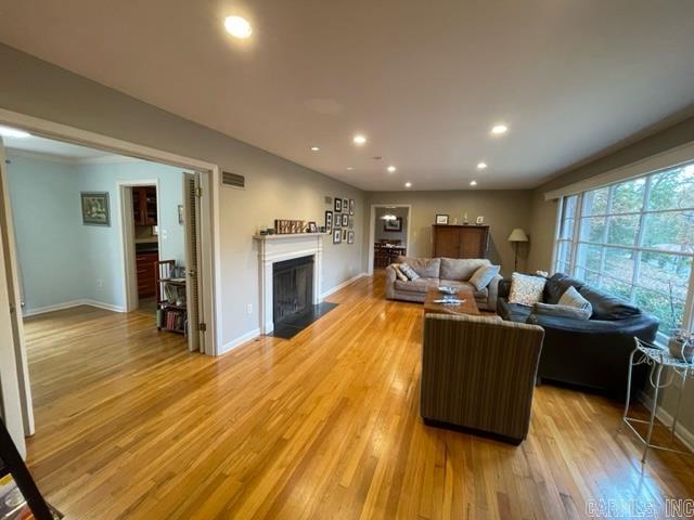 Suburban Heights - Residential Lease