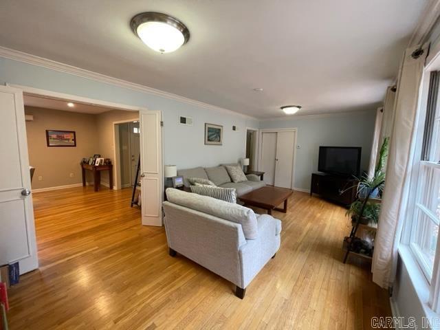 Suburban Heights - Residential Lease