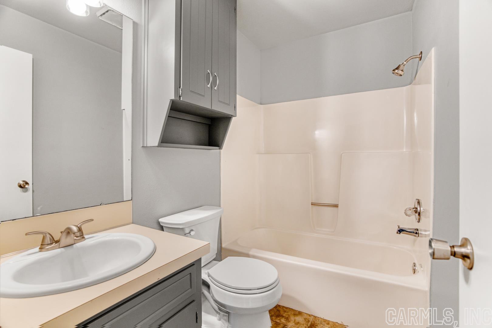 FOXWOOD J - Residential