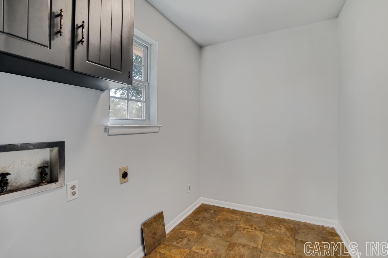 FOXWOOD J - Residential