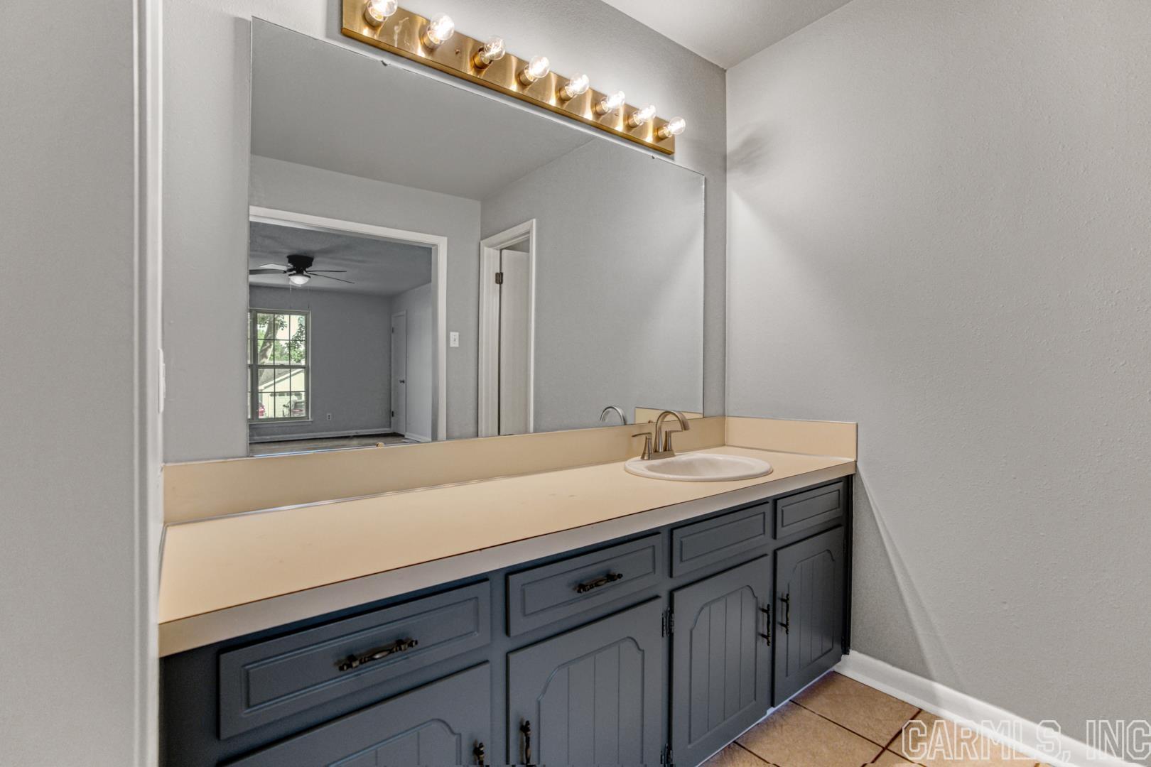 FOXWOOD J - Residential