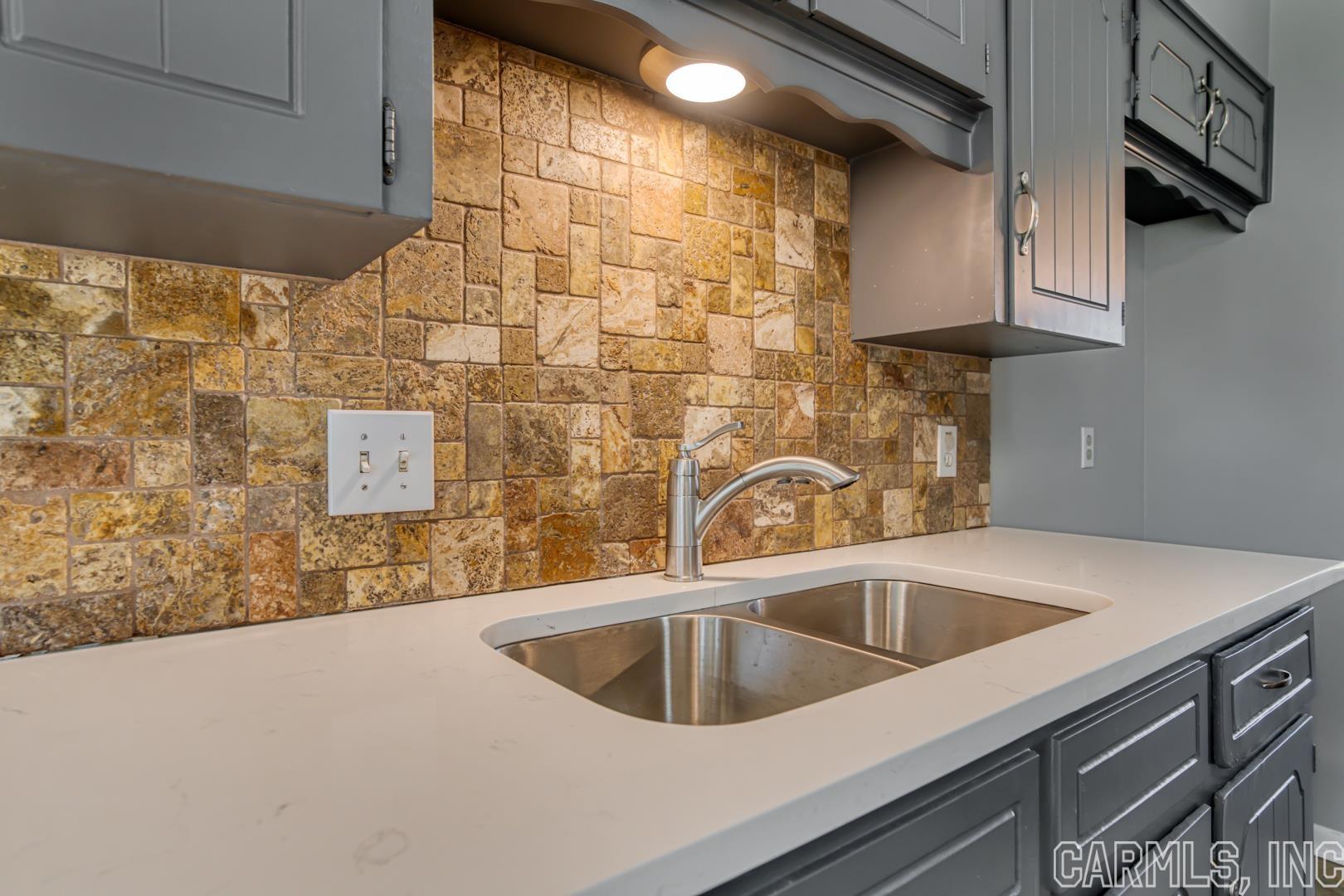 FOXWOOD J - Residential