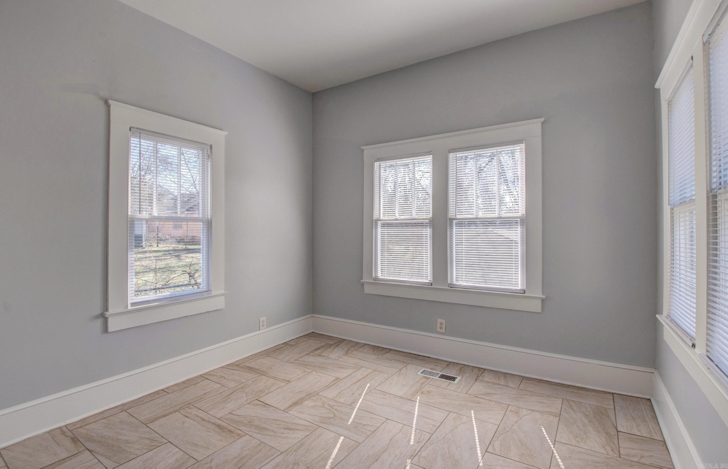 FULTONS - Residential