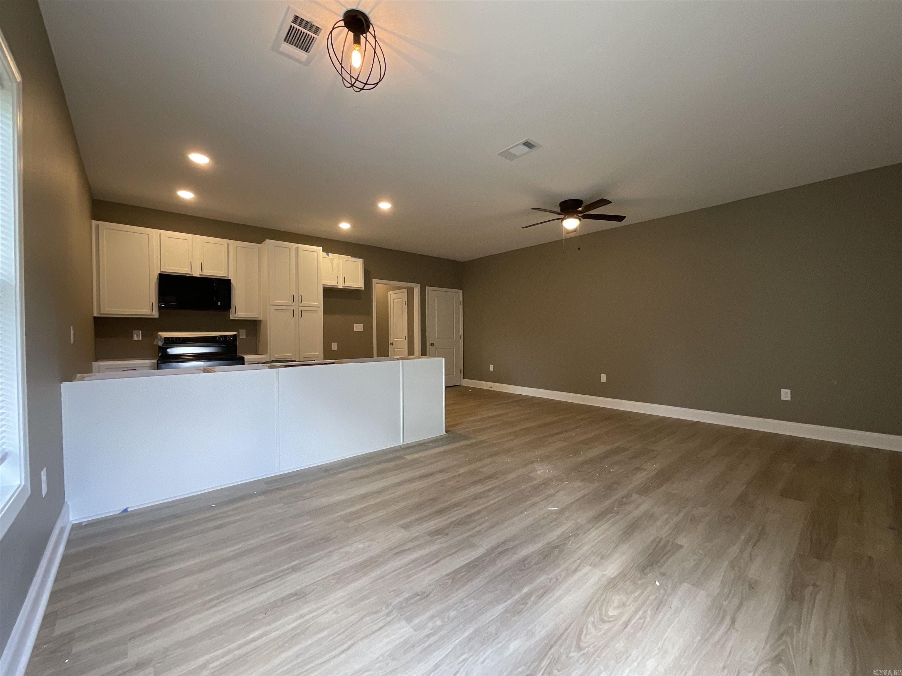 THE WRIGLEY PLACE ADDITION - Residential Income