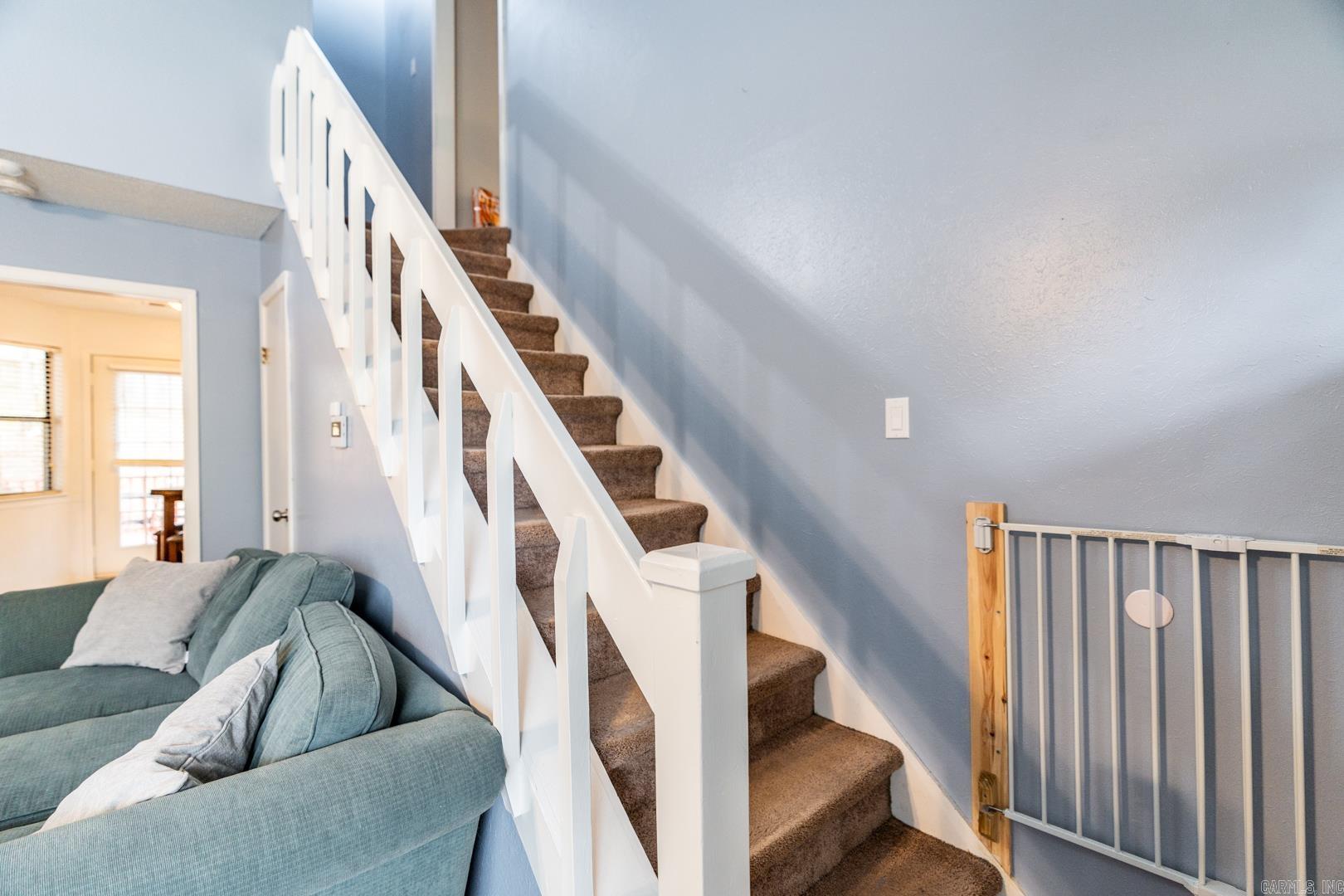 ROLLING OAKS - Residential