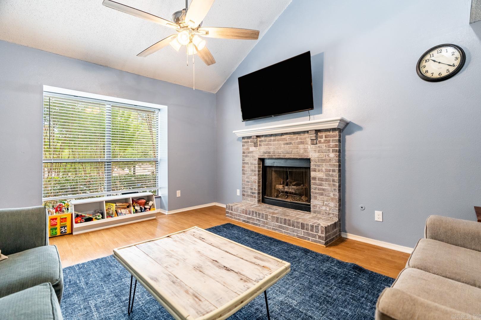 ROLLING OAKS - Residential