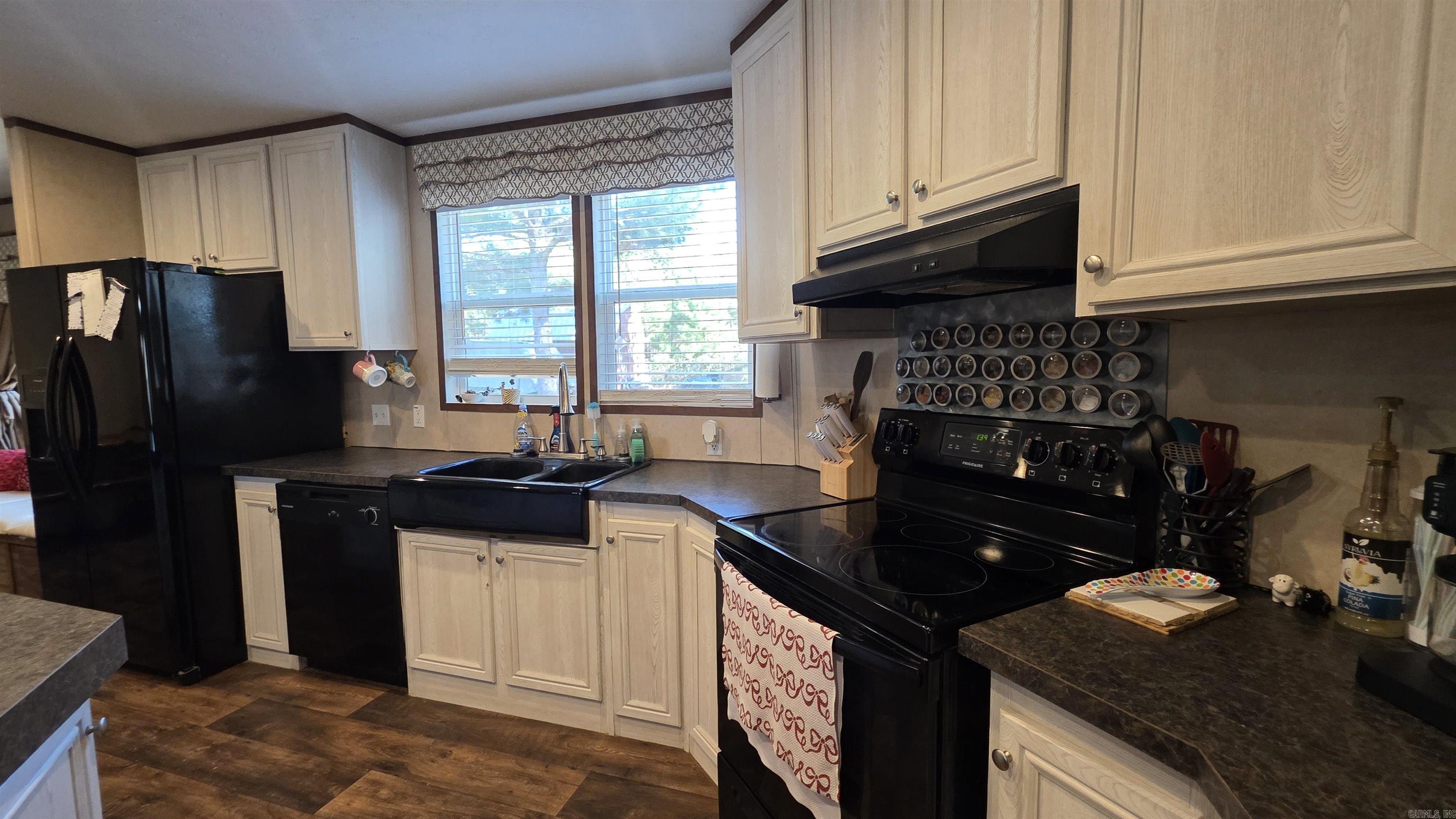 BEAVER CREEK - Residential