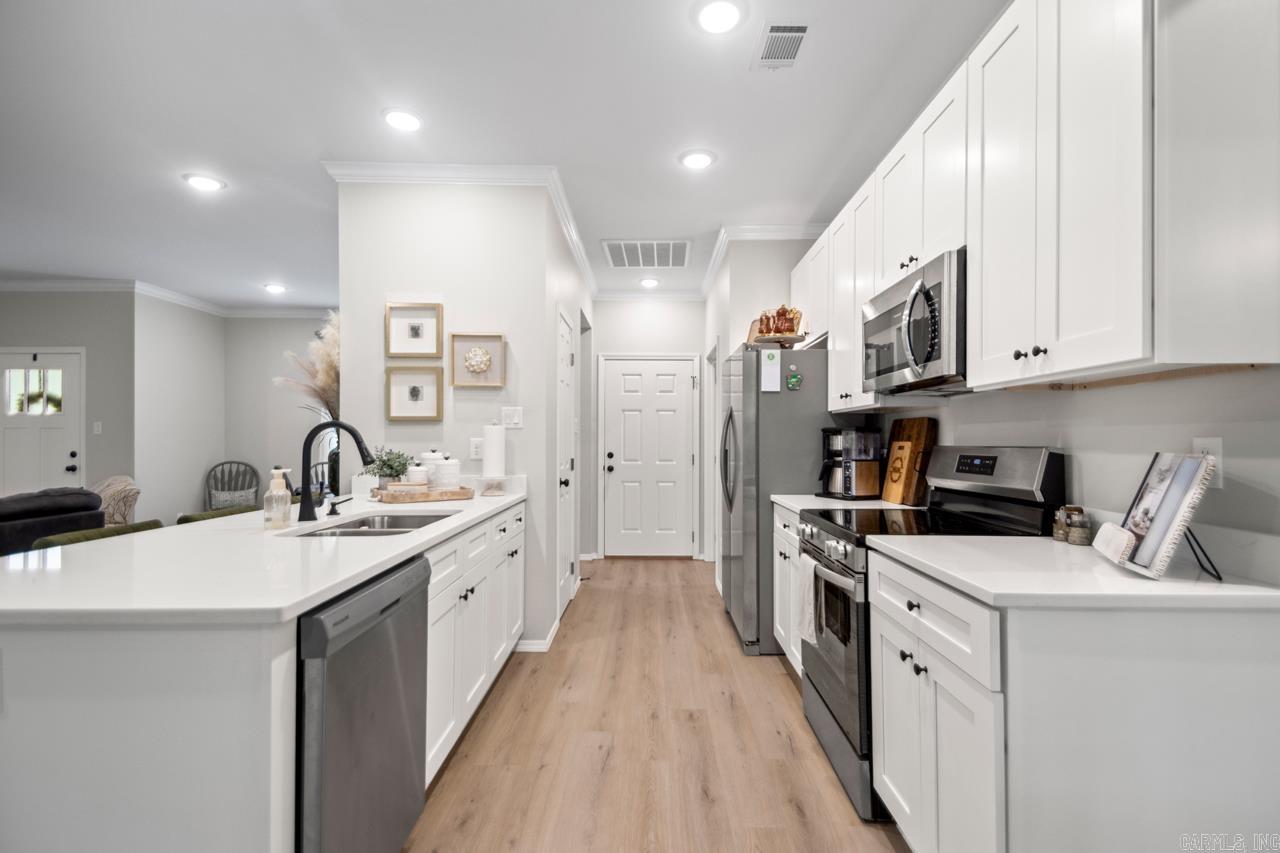 EDEN ESTATES - Residential