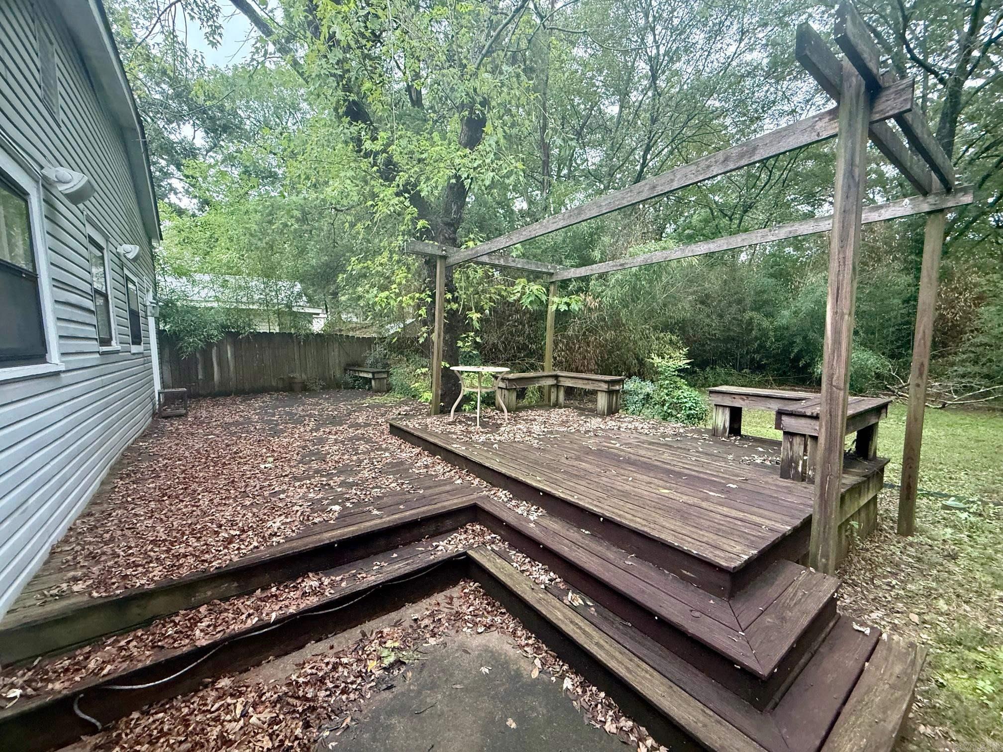 Hill Crest - Residential Lease