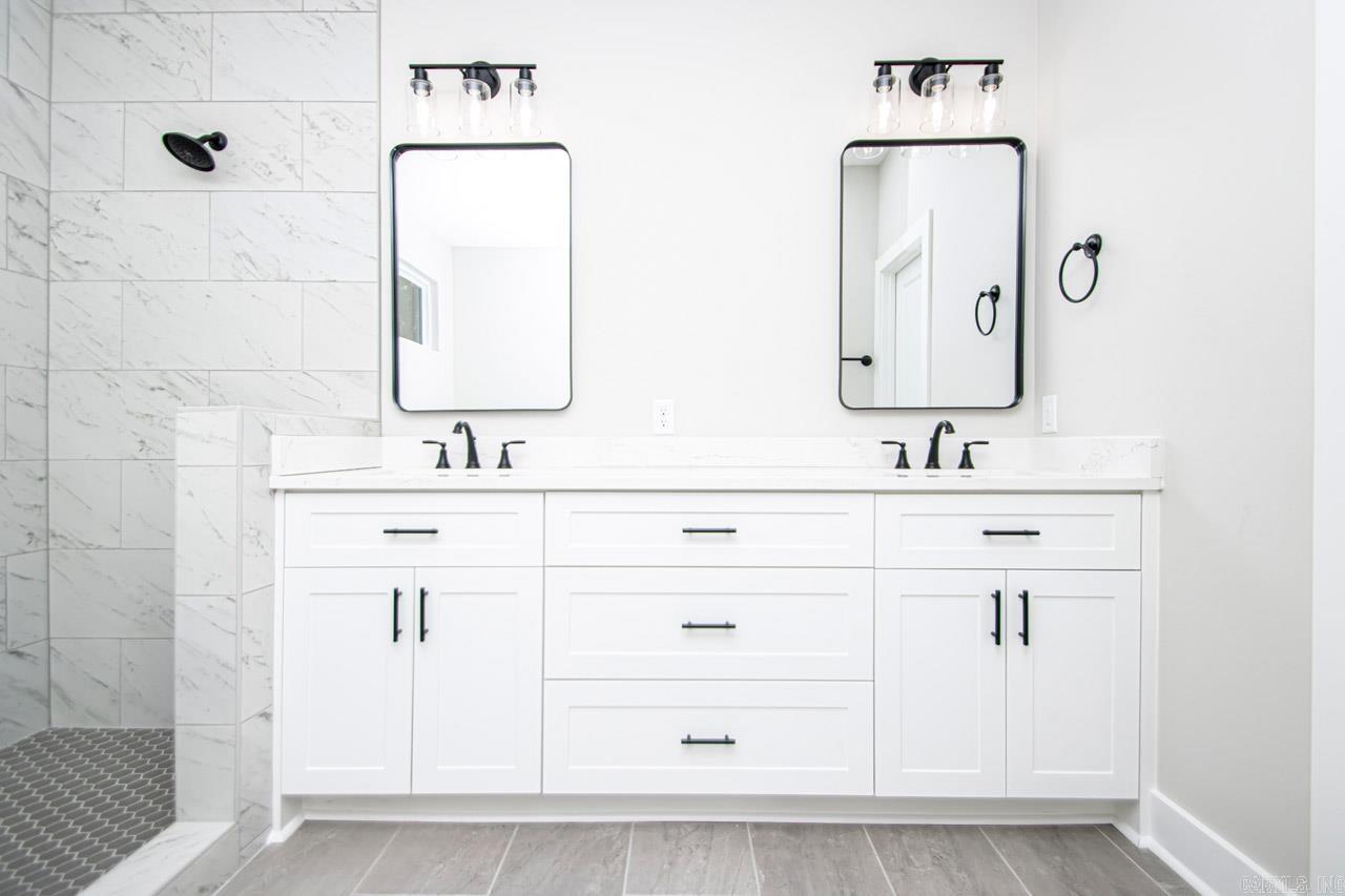 LAKE SAIL-EM-BENTON - Residential