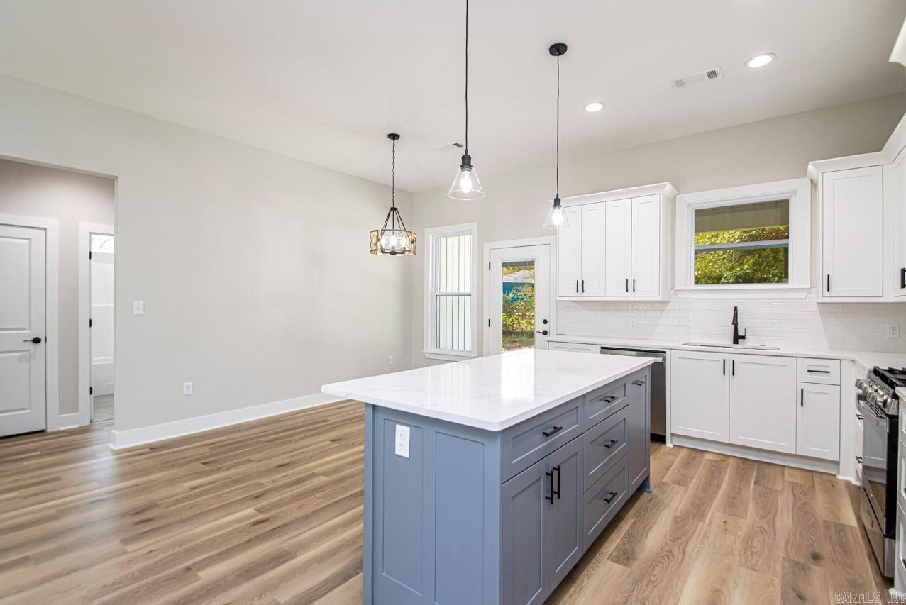 LAKE SAIL-EM-BENTON - Residential