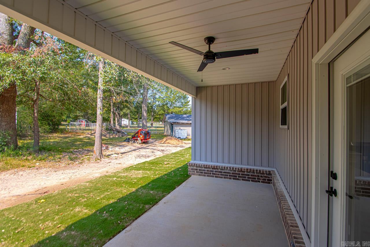 LAKE SAIL-EM-BENTON - Residential