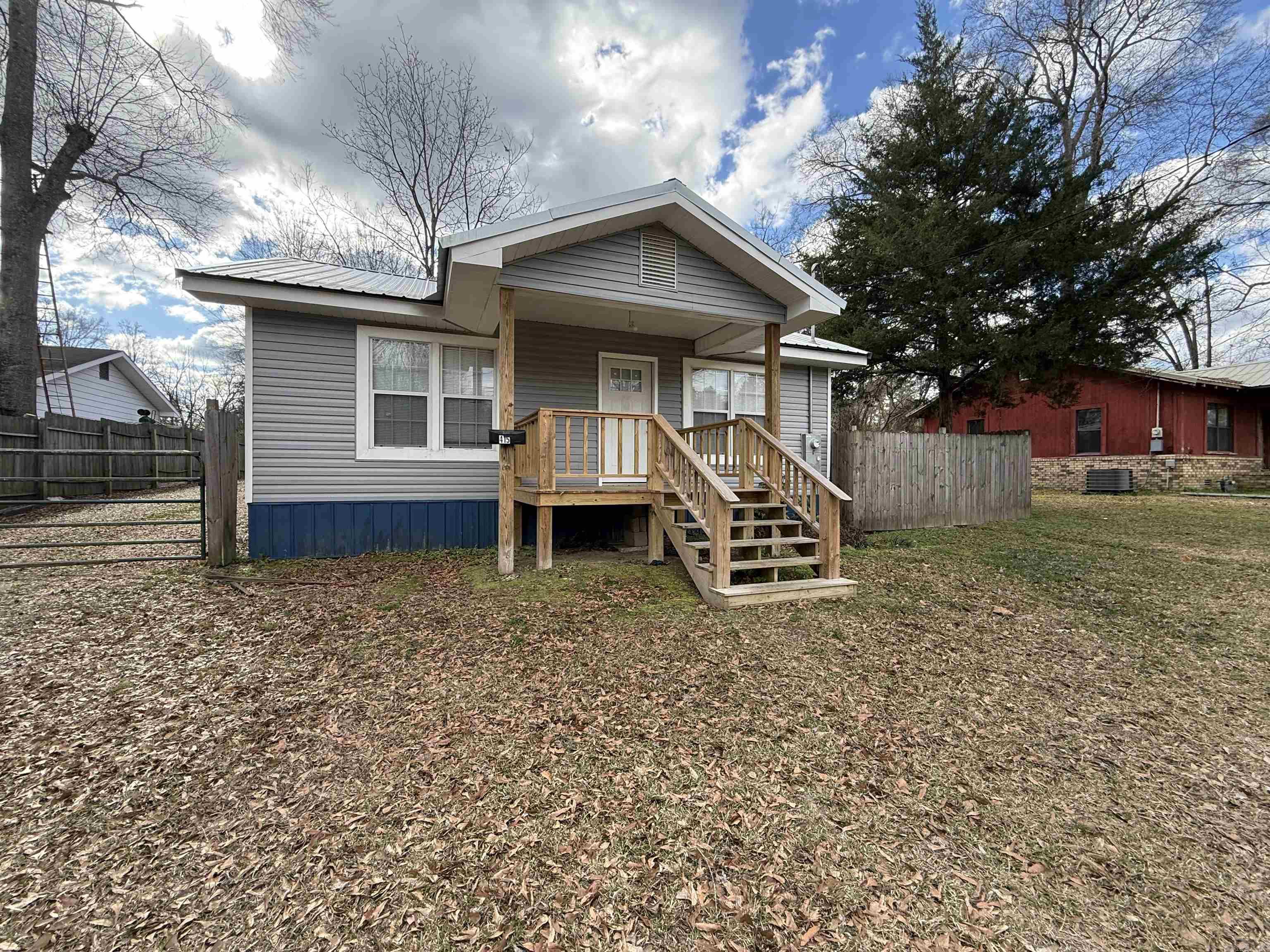 HENNESSEY ADD'N-FRV - Residential