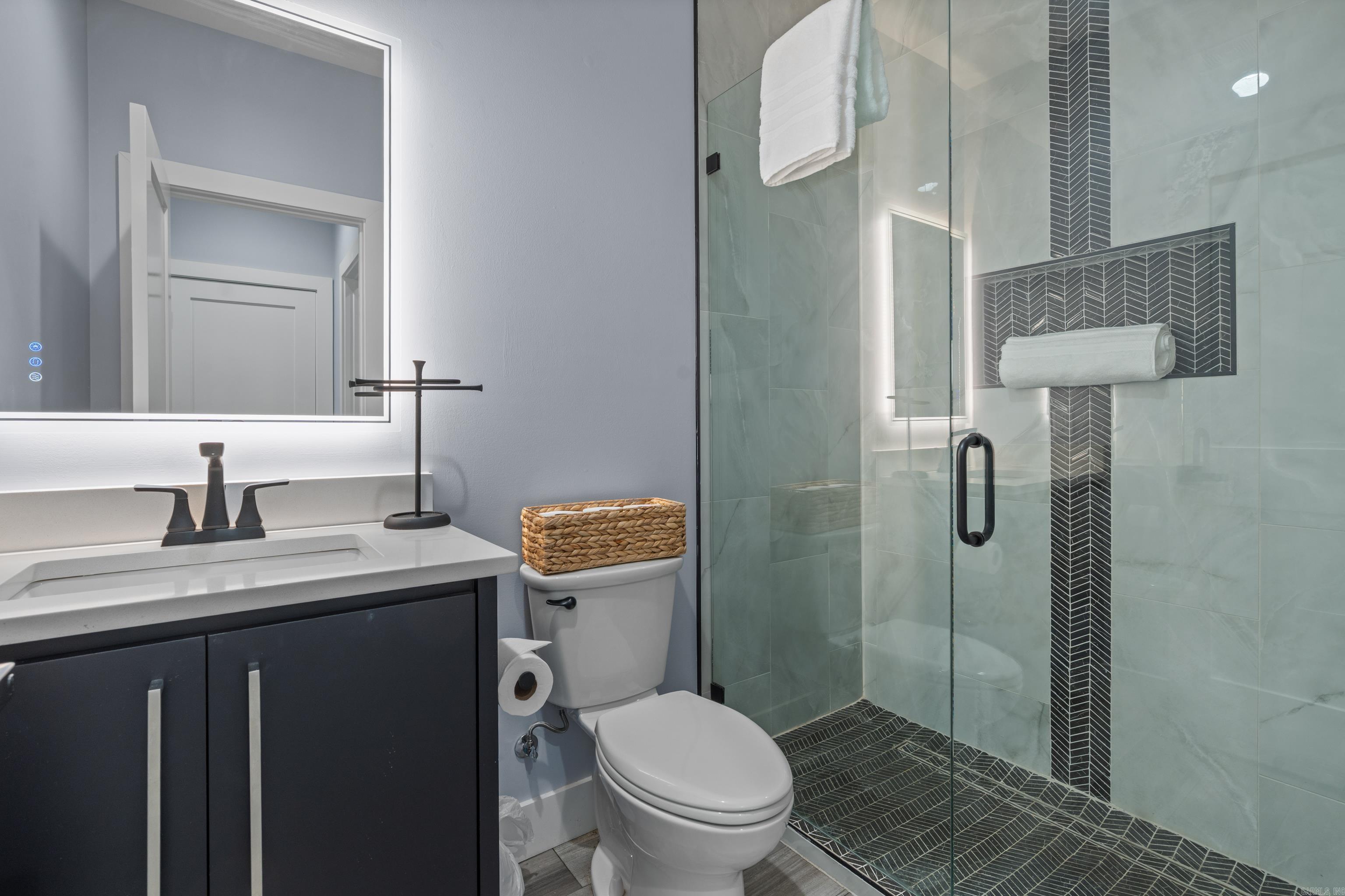 HUNTERS COVE - Residential