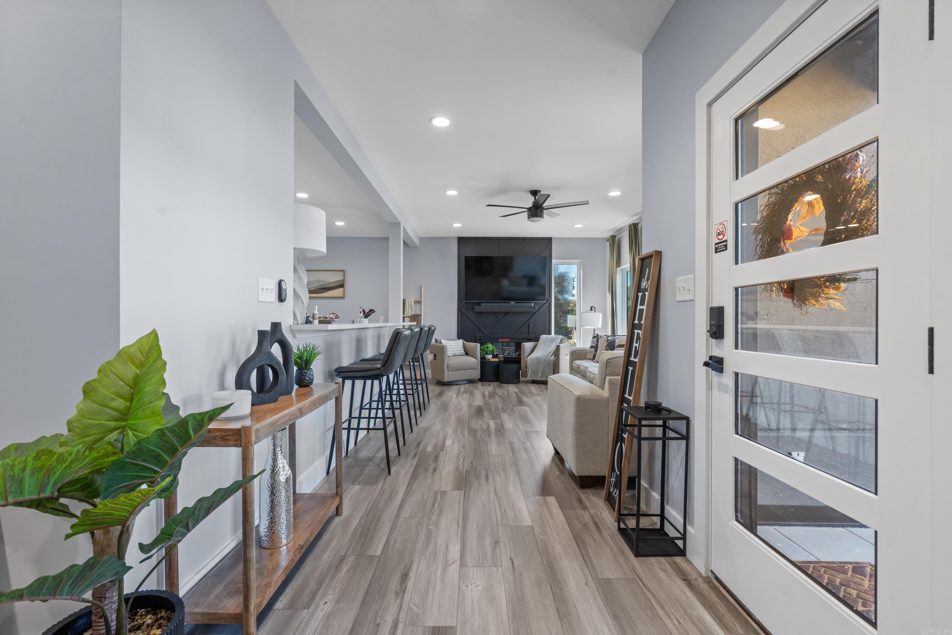 HUNTERS COVE - Residential