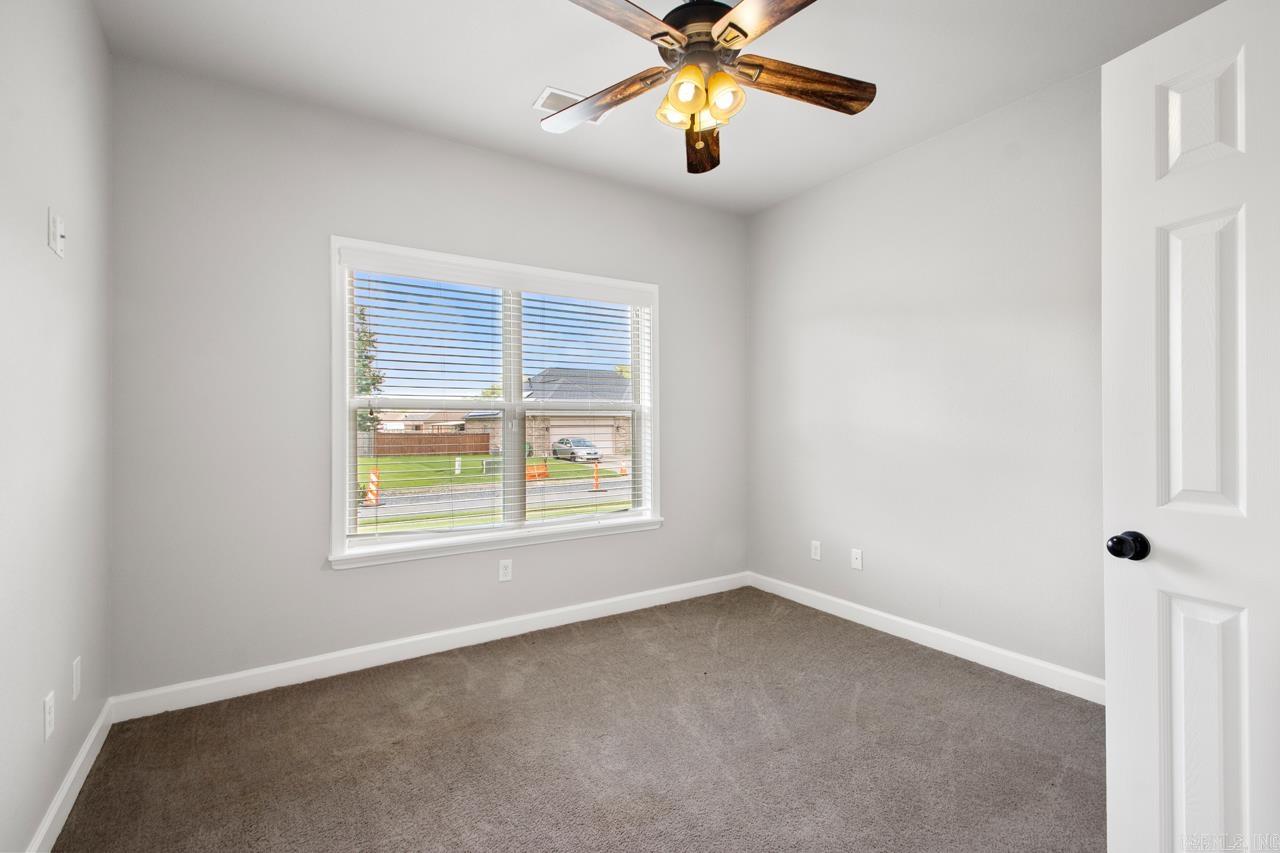 SHADOW CREEK - Residential