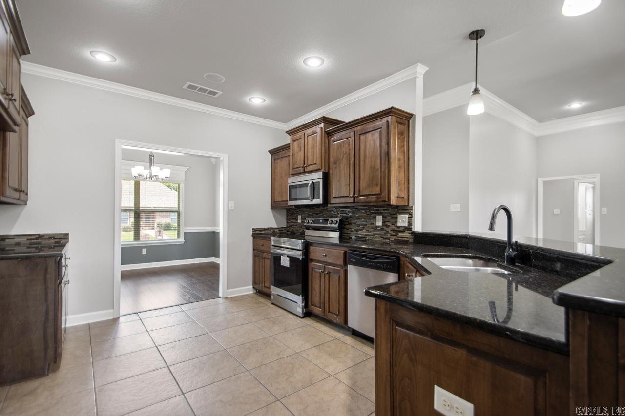 SHADOW CREEK - Residential