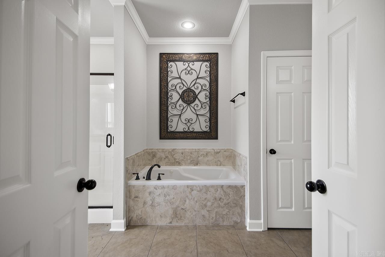 SHADOW CREEK - Residential