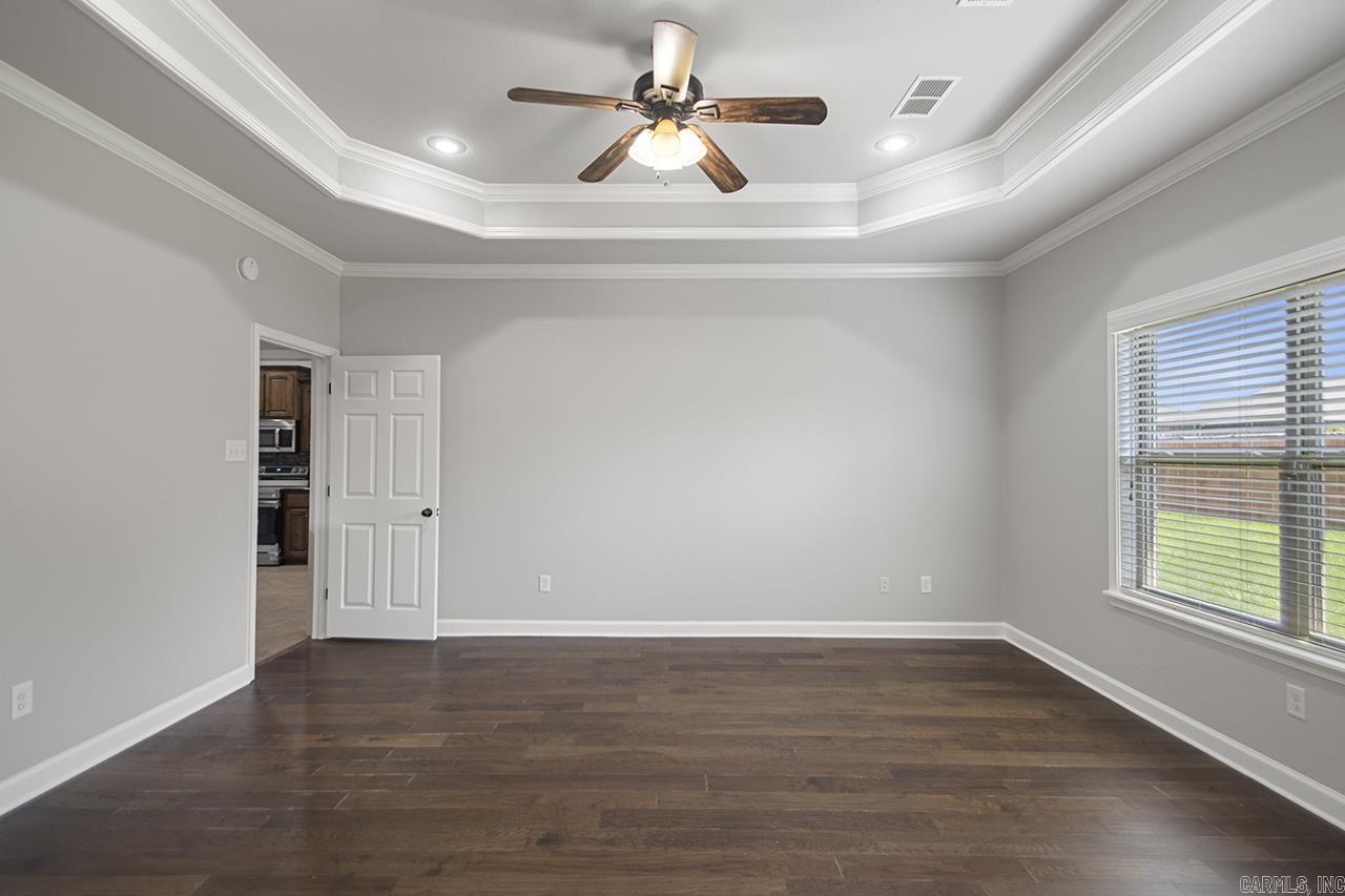 SHADOW CREEK - Residential