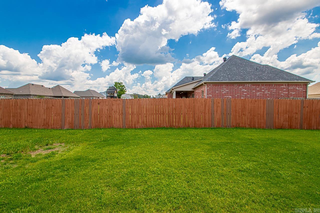 SHADOW CREEK - Residential