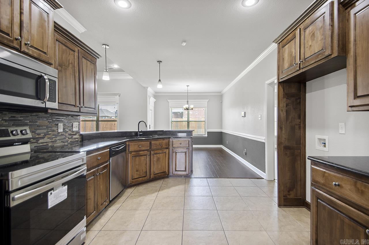 SHADOW CREEK - Residential