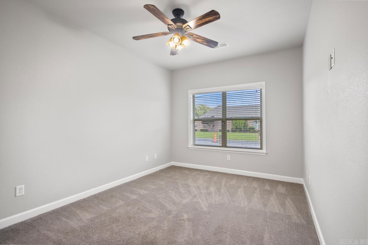 SHADOW CREEK - Residential