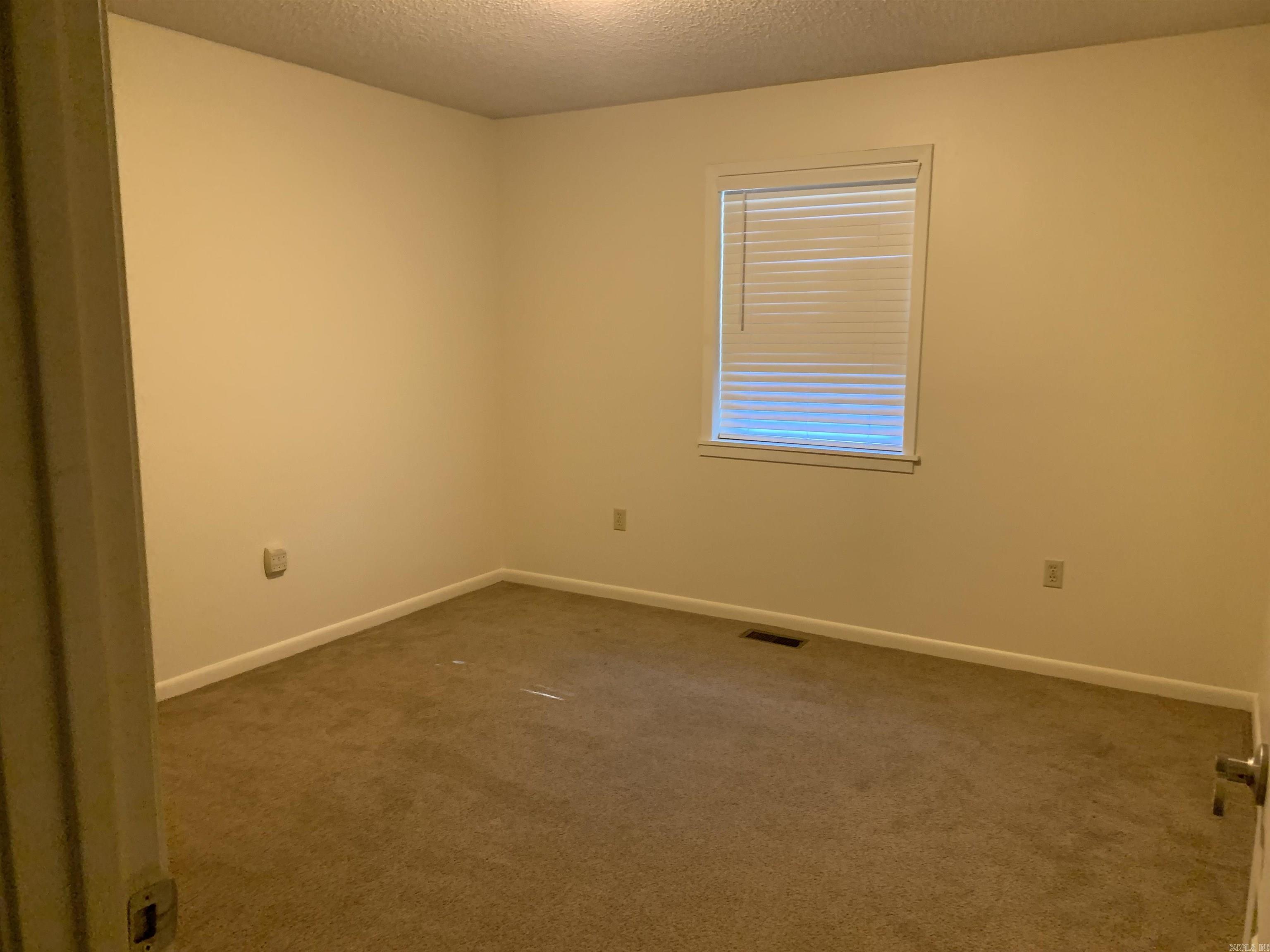 Western Hills Loop - Residential Lease