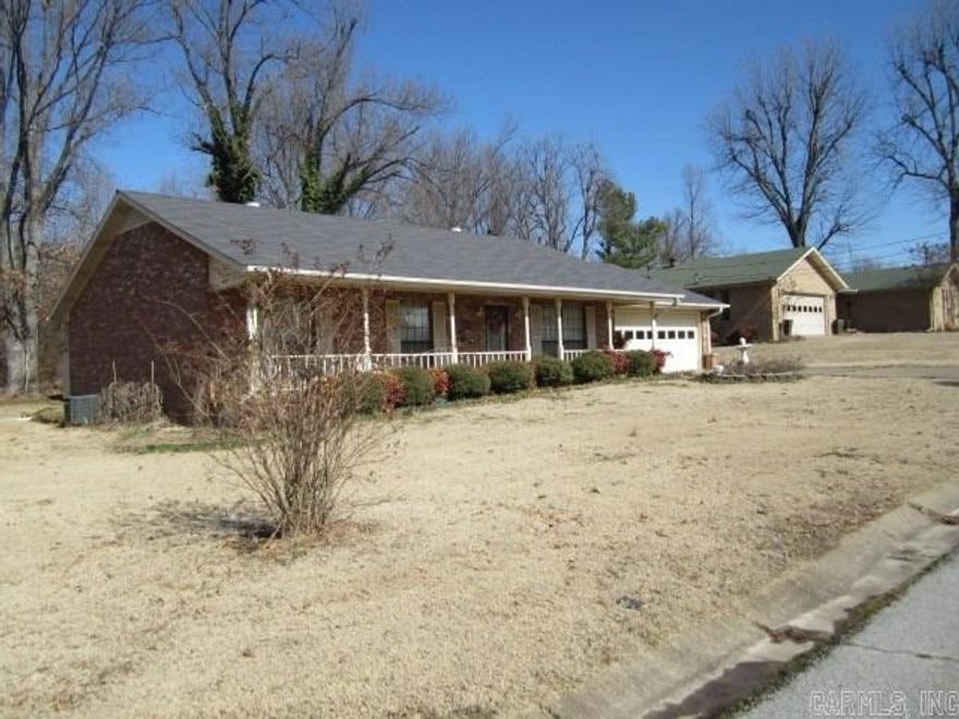 Spacious living at an affordable price in a very nice location inside the city limits. There is a country feel to this property located on a dead end street. A must see. For sale by owner sold before listed
