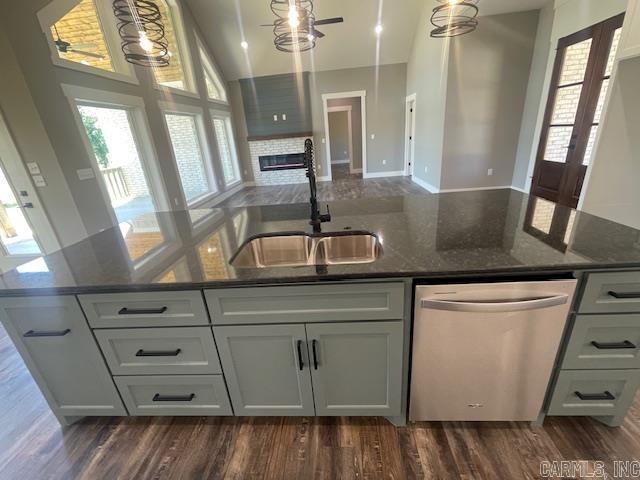 REPUBLICAN VALLEY ESTATES - Residential