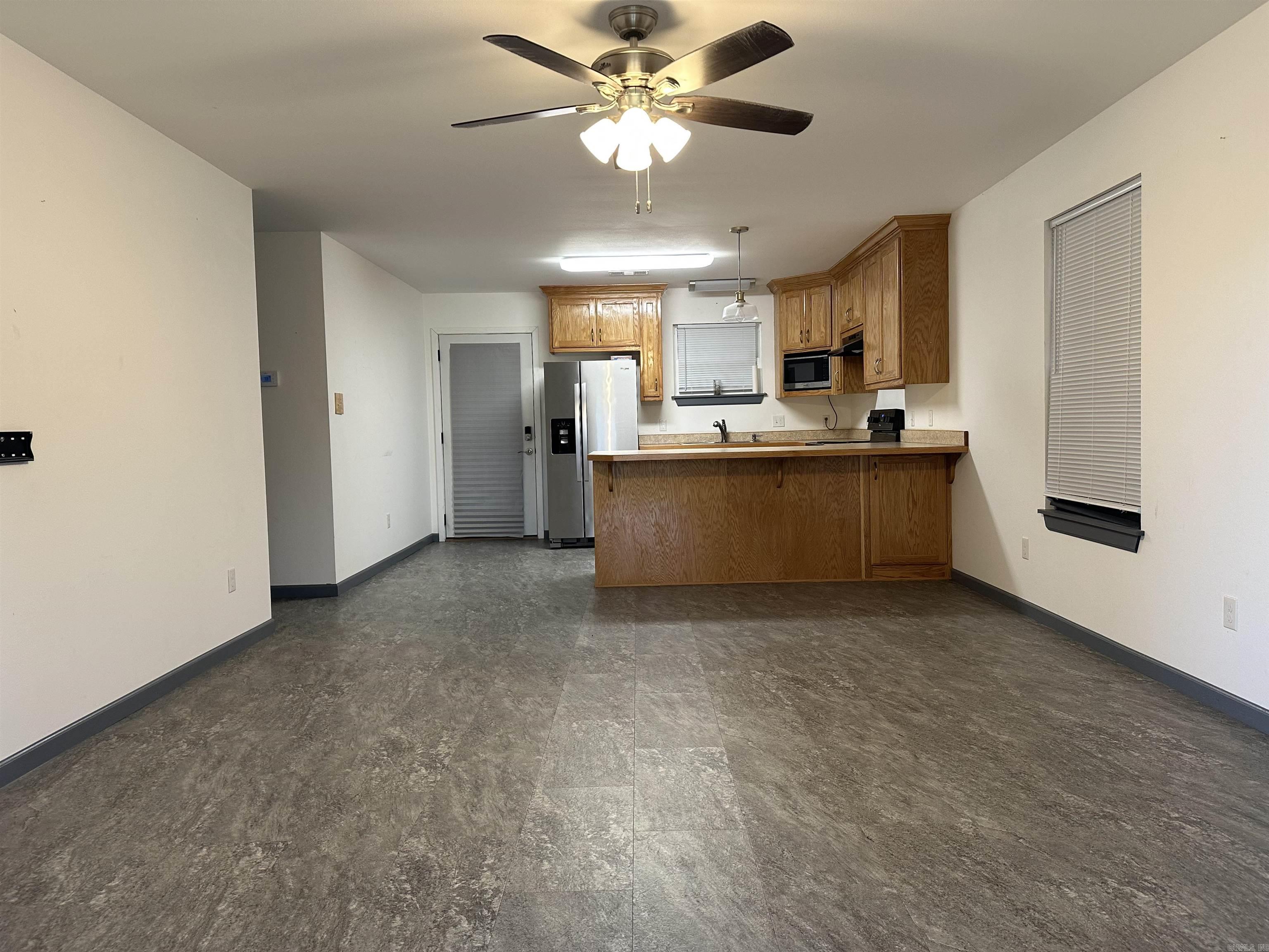 Sulphur Springs - Commercial Sale