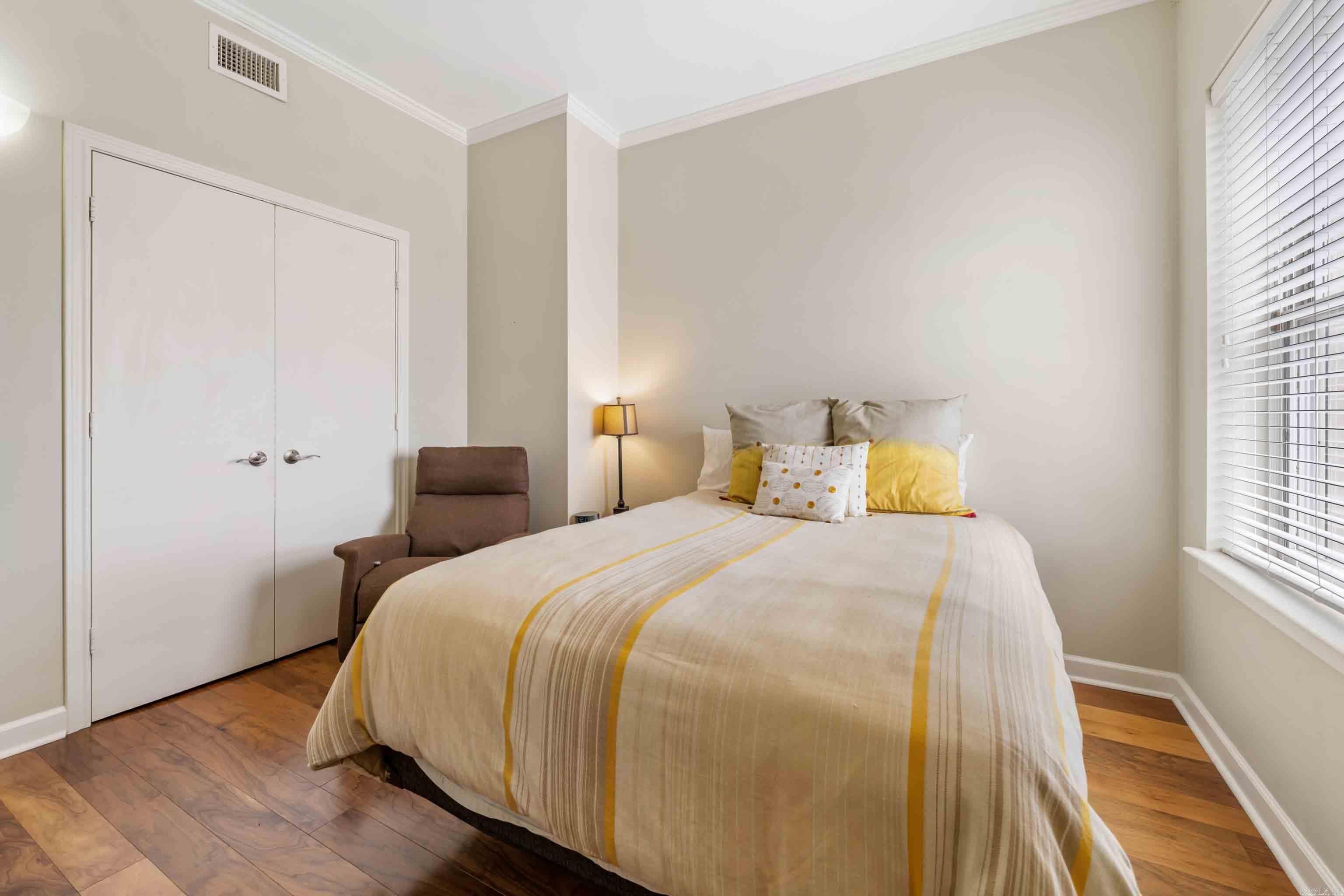 LAFAYETTE SQUARE HPR - Residential